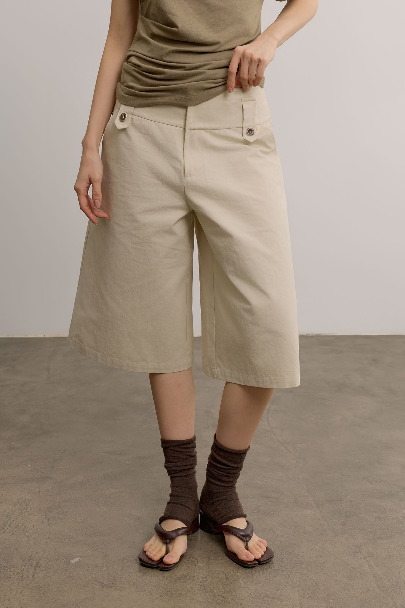 SAME FLOW Essential Straight-Leg Bermuda Shorts
