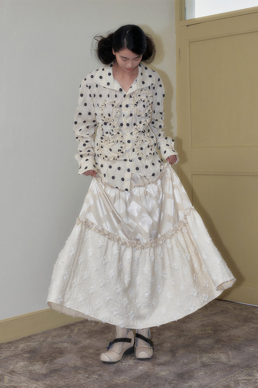 SENSELF Diamond Jacquard Tiered Maxi Skirt