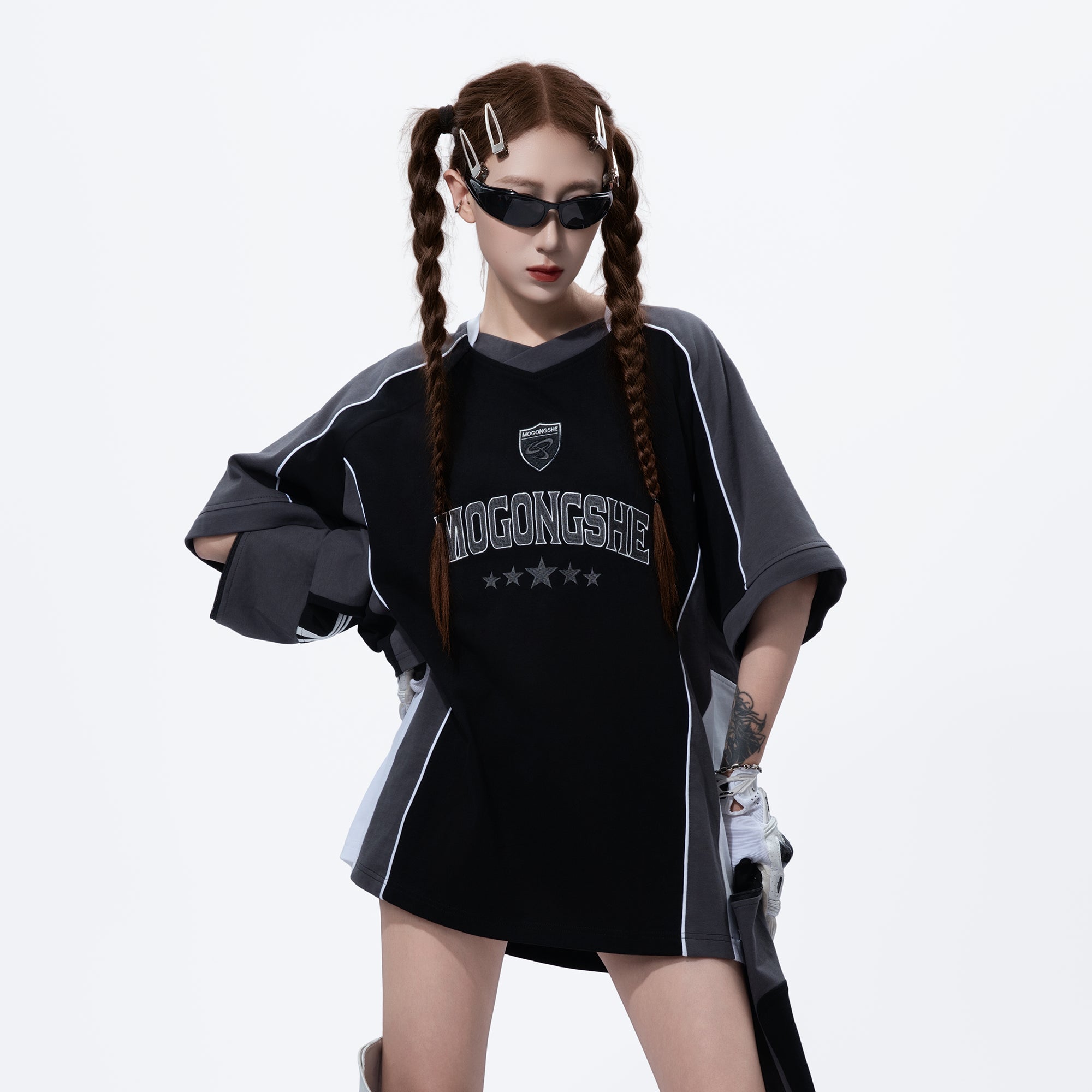 MOGONGSHE Contrast Spliced Detachable Long-Sleeve Tee
