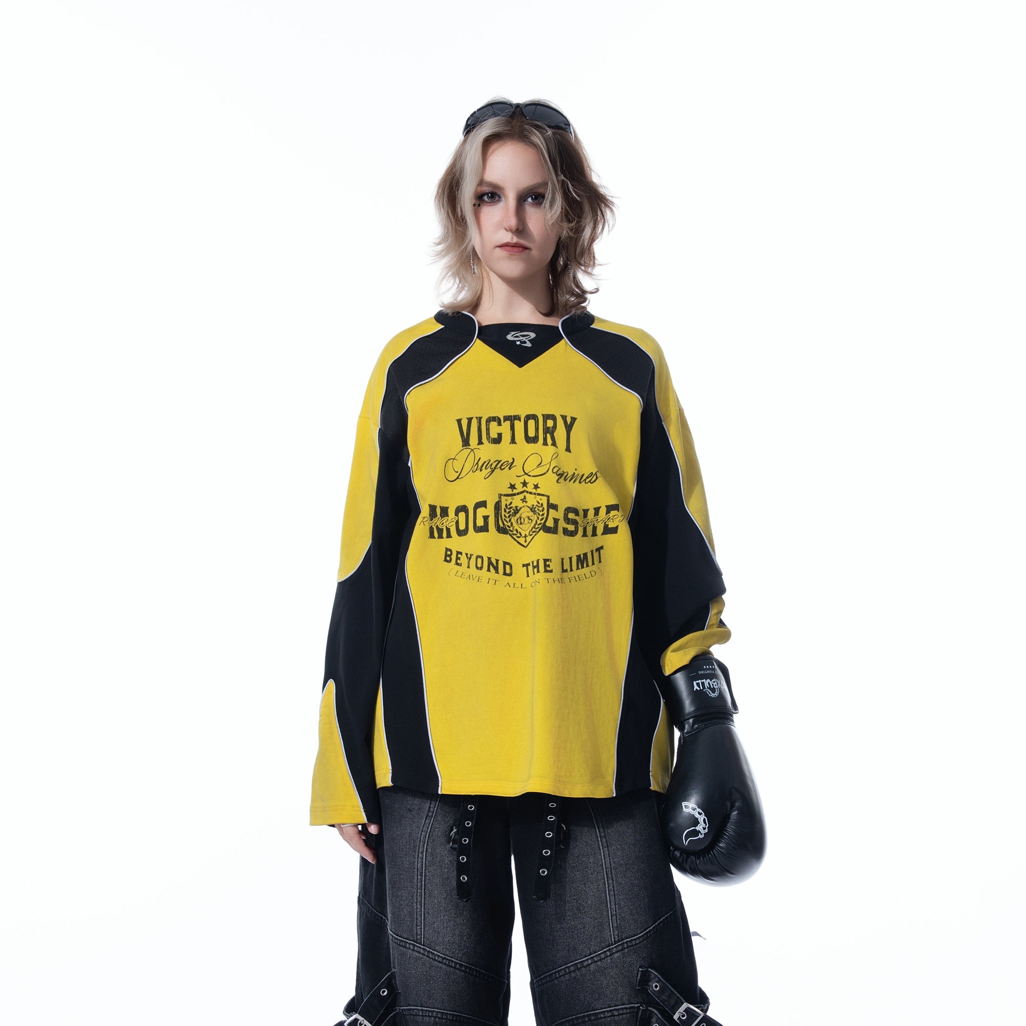 MOGONGSHE Retro Contrast Spliced Raglan Long-Sleeve Tee