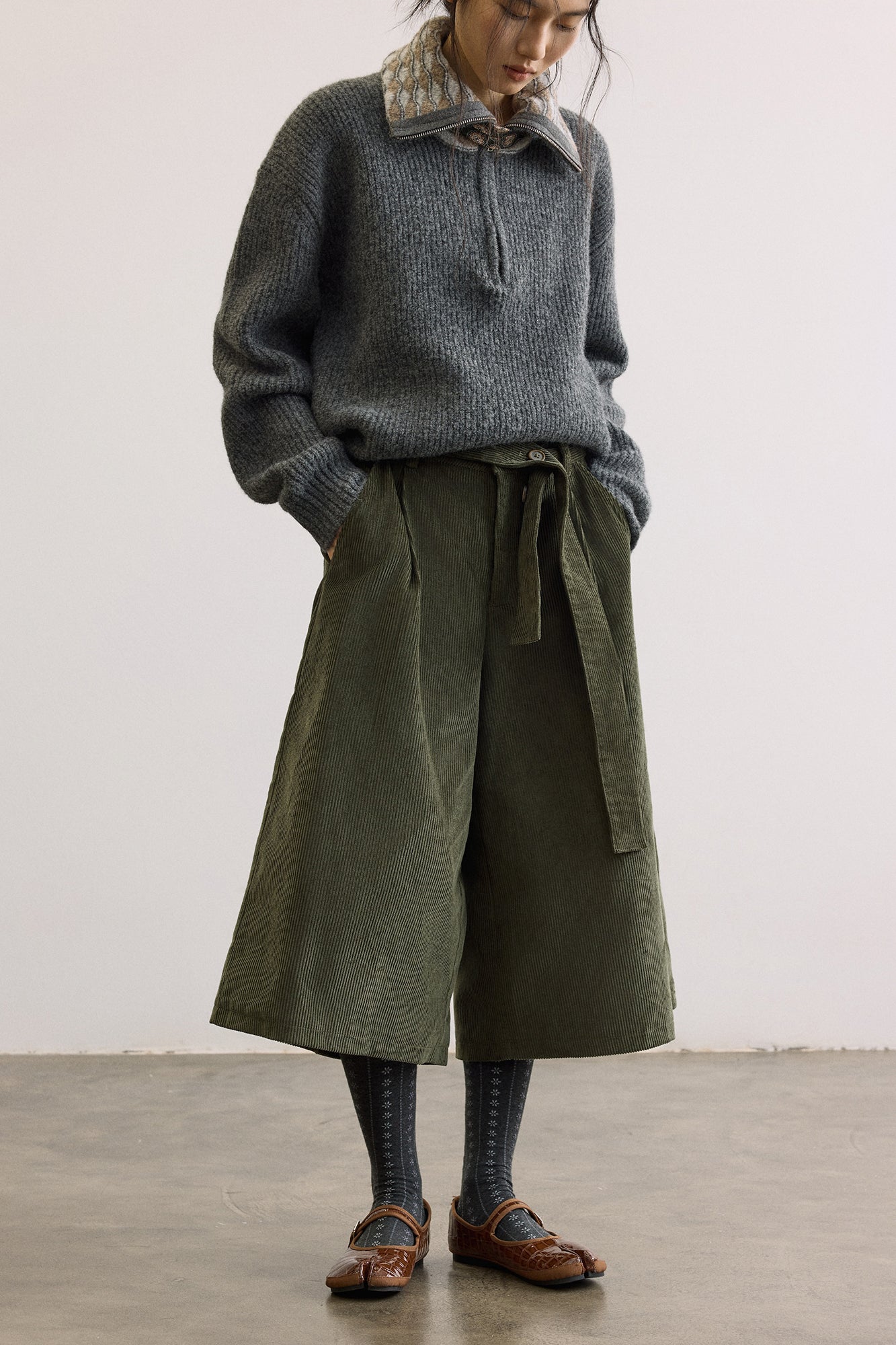 SAME FLOW Pleated Belted Corduroy Culotte Pants