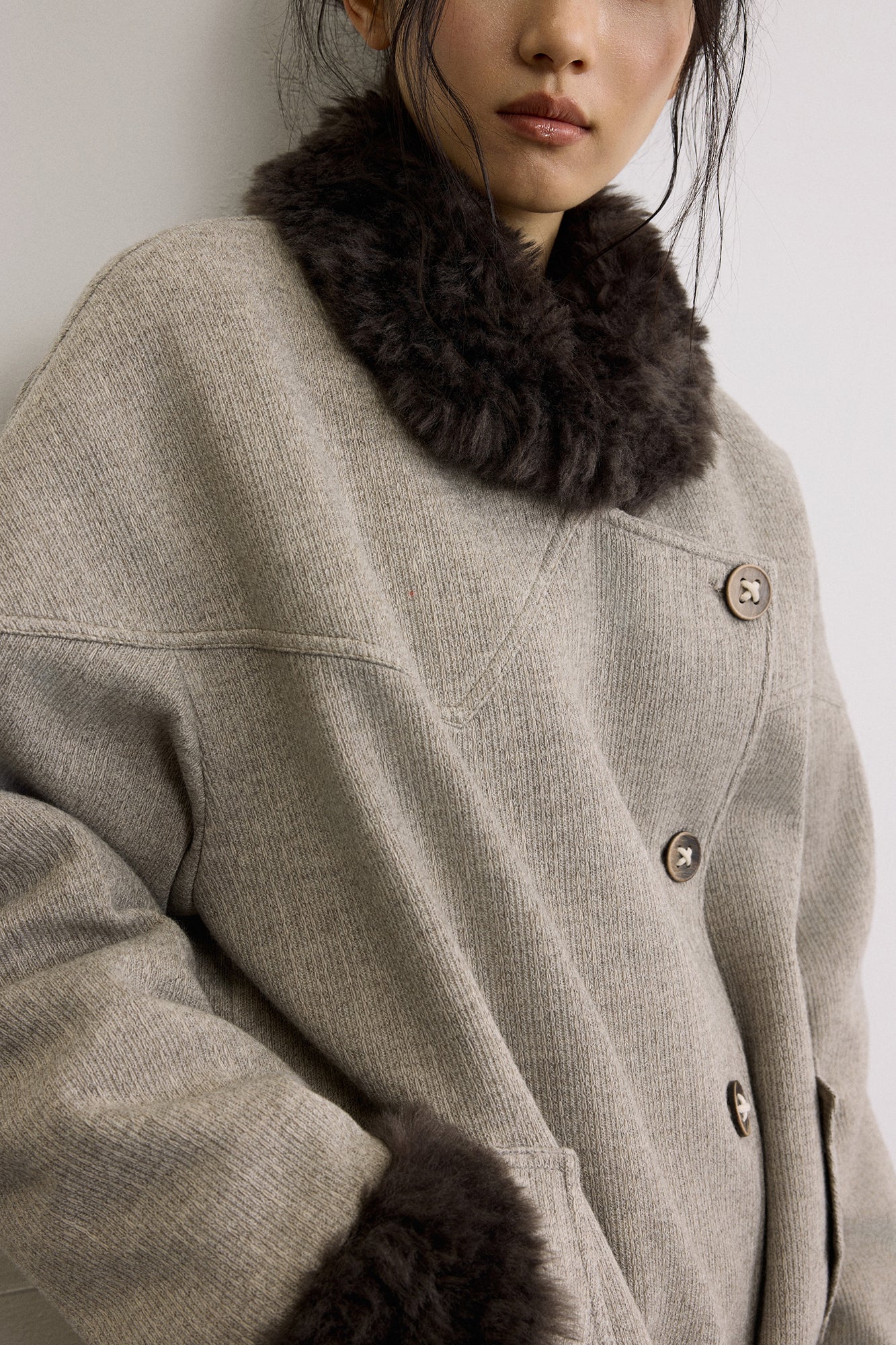 SAME FLOW Asym Faux Fur Trim Paneled Jacket