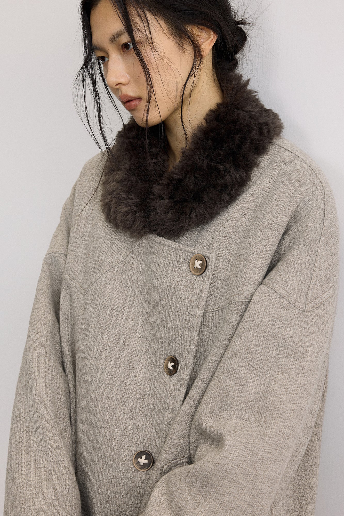 SAME FLOW Asym Faux Fur Trim Paneled Jacket