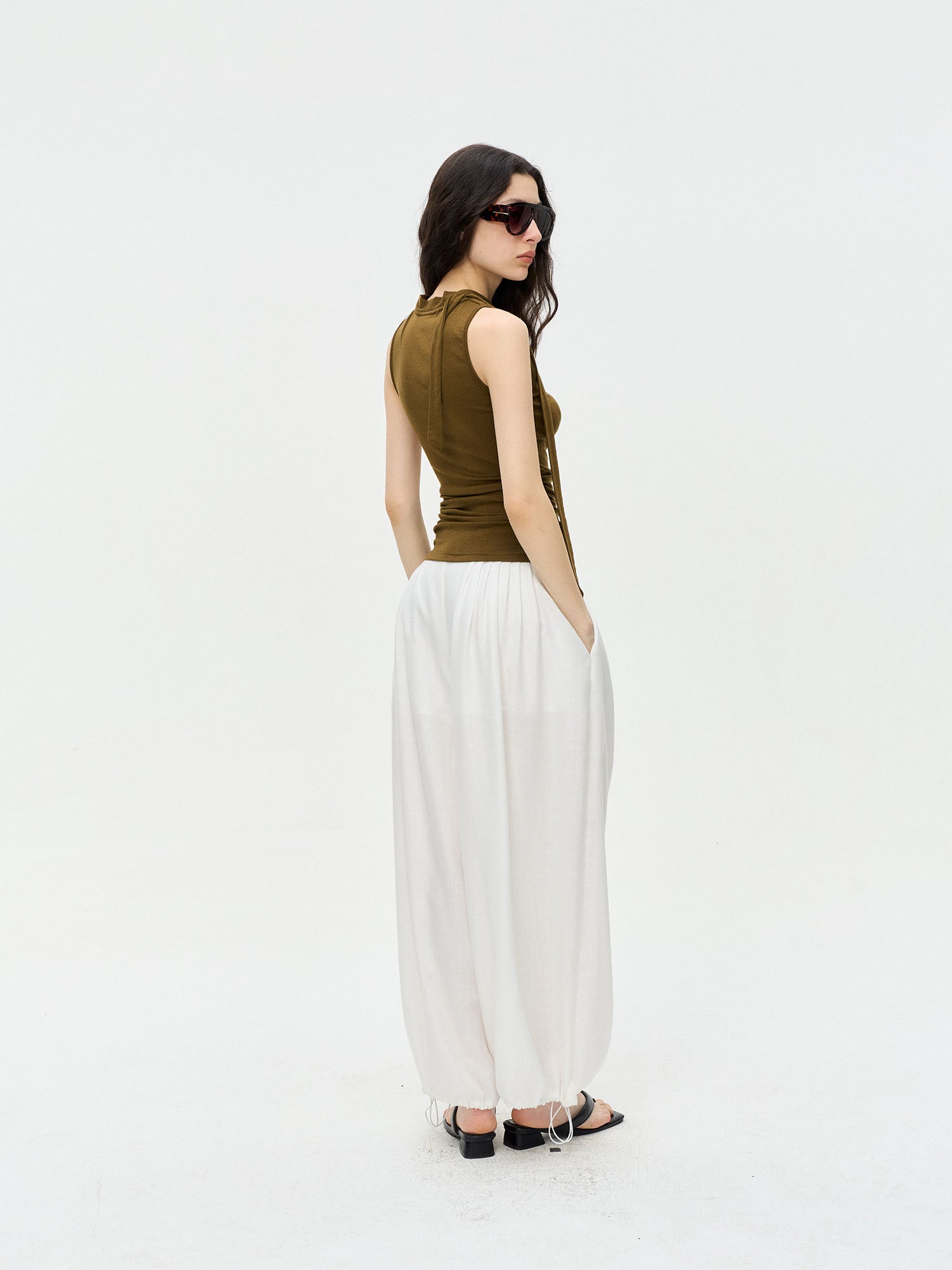 LEONSENSE Choker-Neck Draped Sleeveless Top