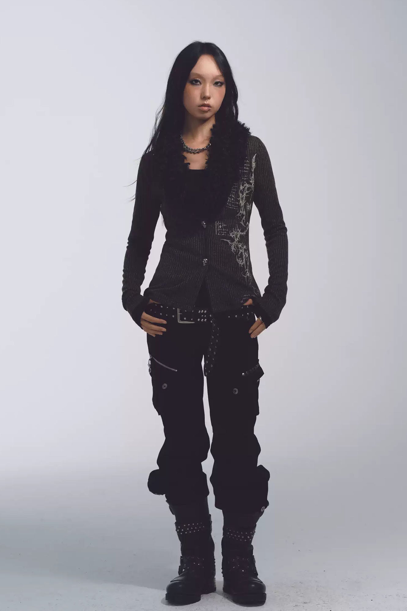 NONAME SPACE Pleated Multi-Pocket Flared Cargo Pants