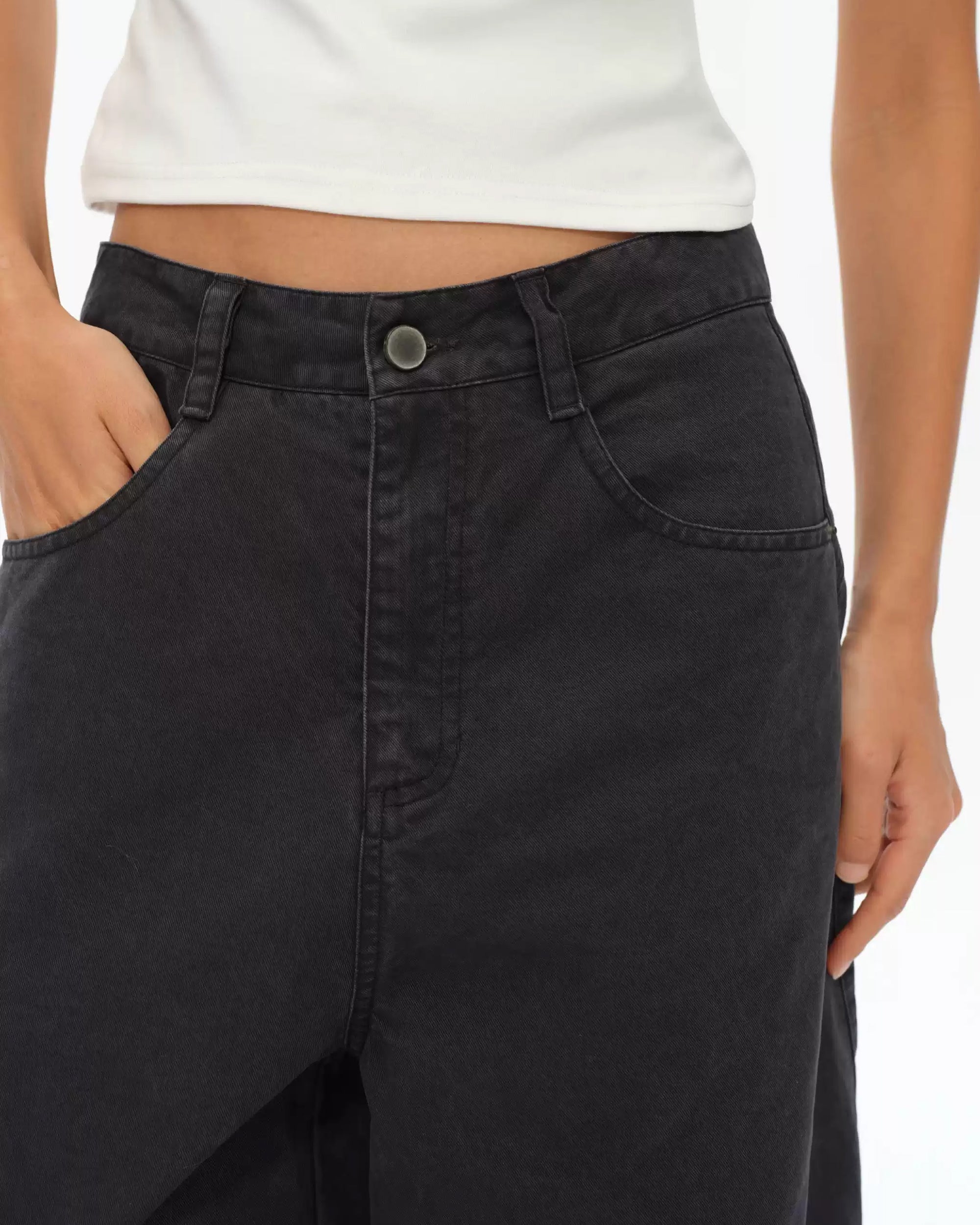 OINIMI Washed Curved Panel Wide-Leg Jeans