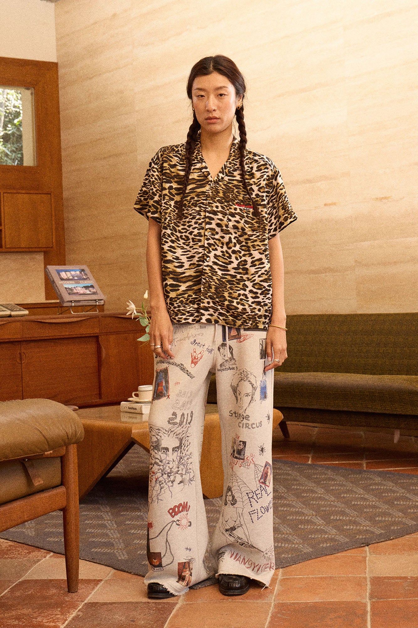 NIANJIUYIKOUER Collage Sketch Graphic Cotton Sweatpants