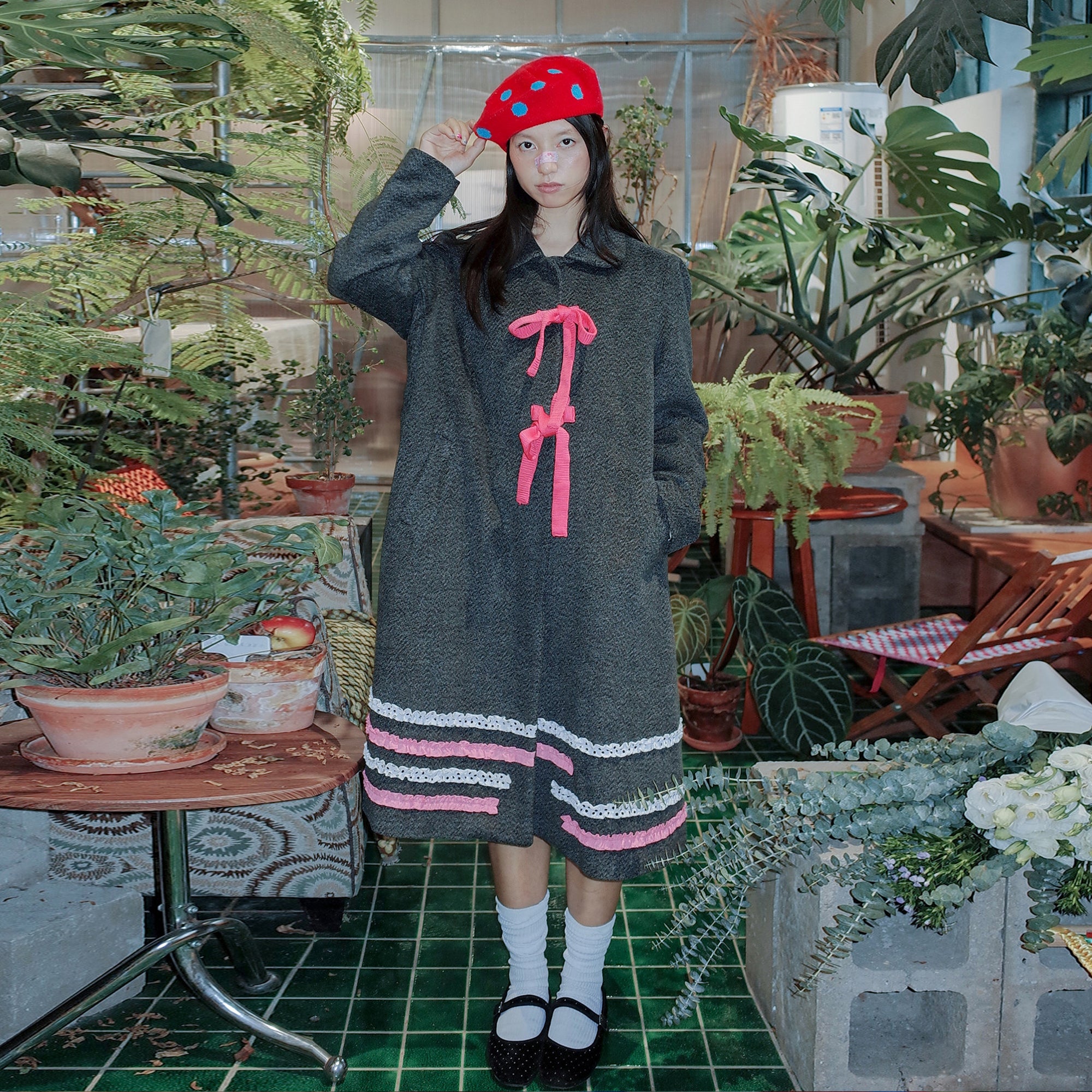 UNSOCIAL NIGHT Retro Bow Lace Coat