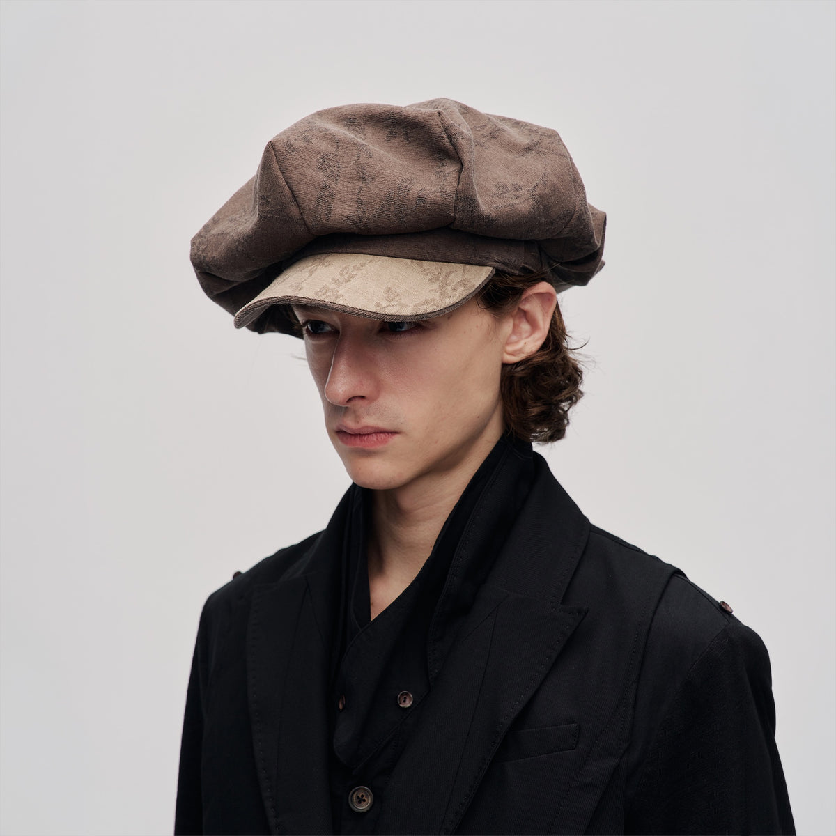 ILNya Nieternite Nifutur Retro Patterned Newsboy Cap