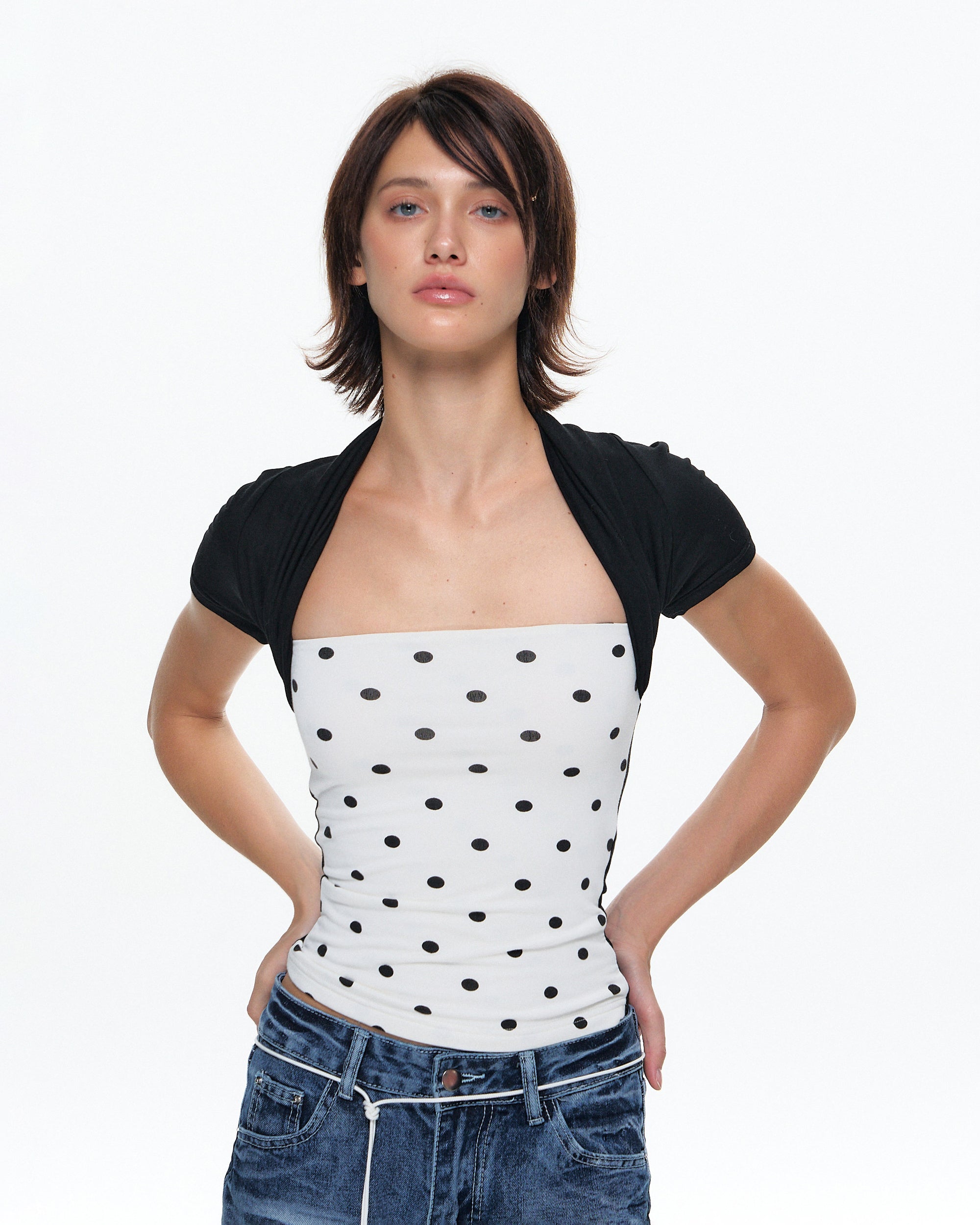 10AMSOTIIIIIIRED Polka Dot Contrast Bolero Top