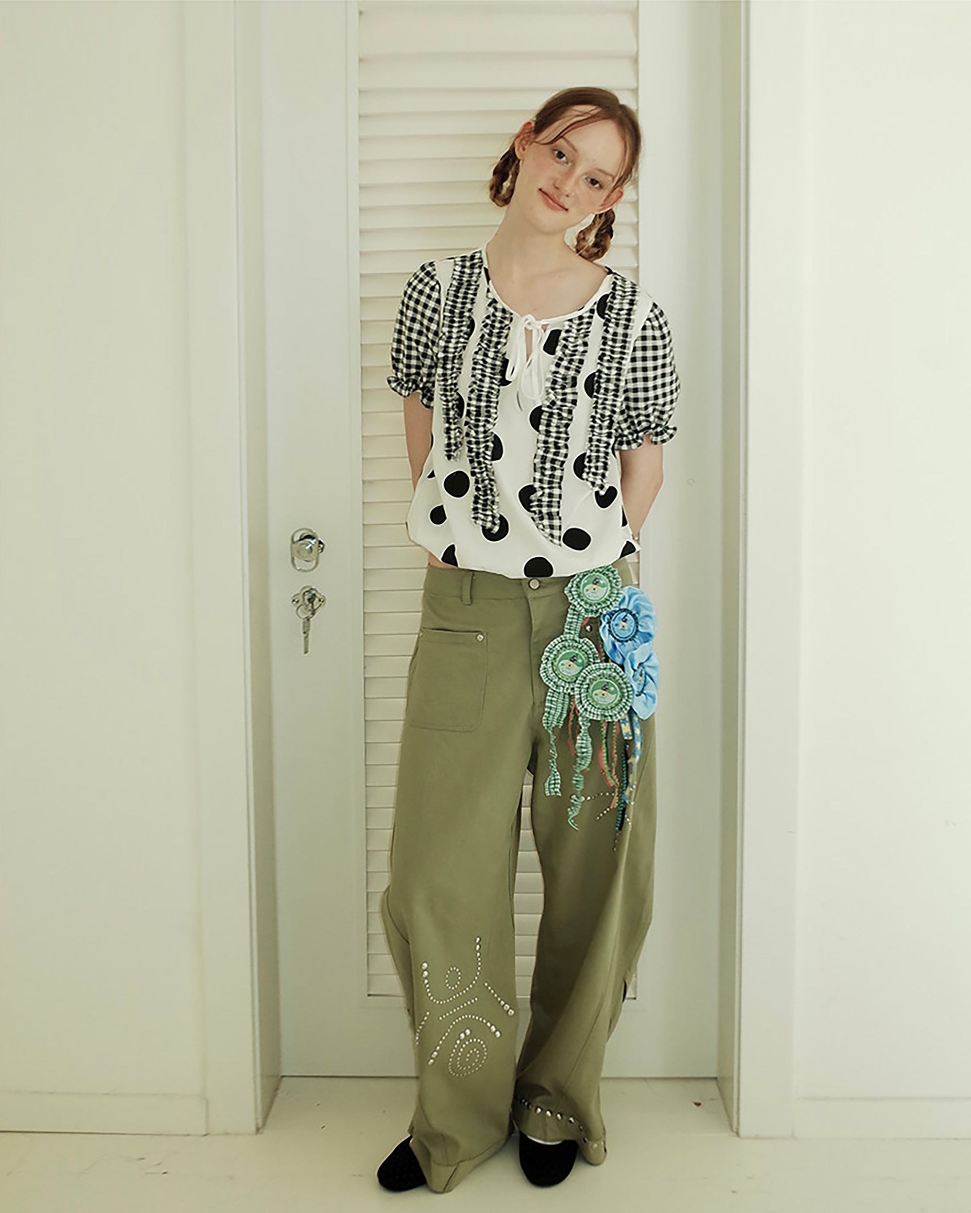 UNSOCIAL NIGHT Retro Rivet Low-Rise Barrel Pants