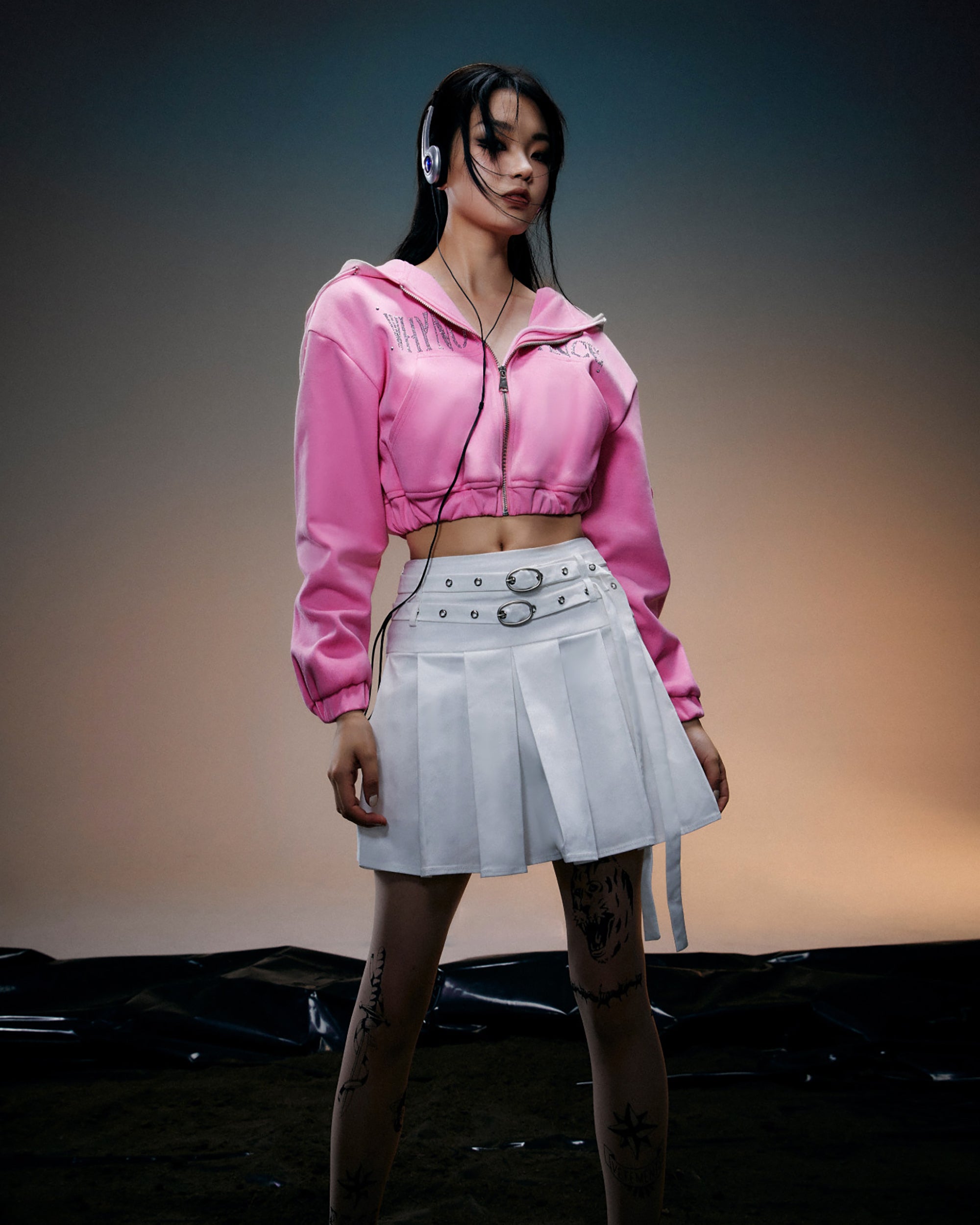 WHYNOTDANCE Retro Double-Buckle Pleated Skort