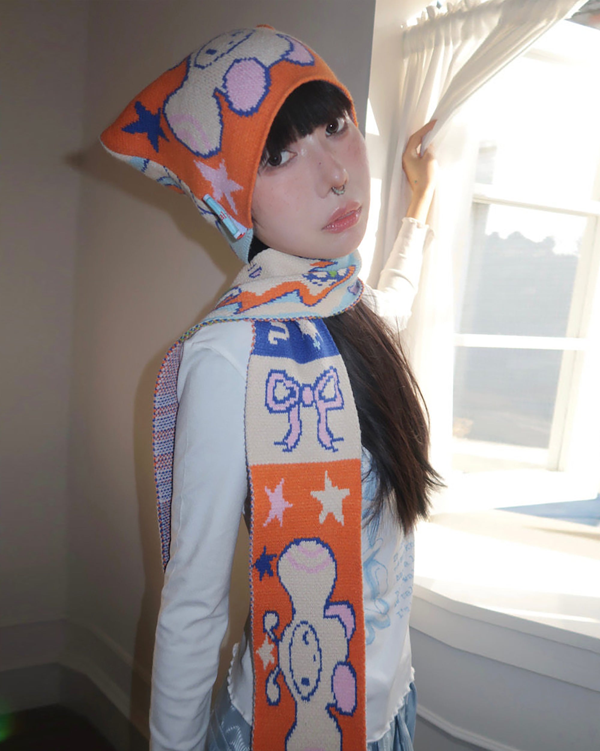 UNSOCIAL NIGHT x OLIWA Playful Graphic Knit Scarf