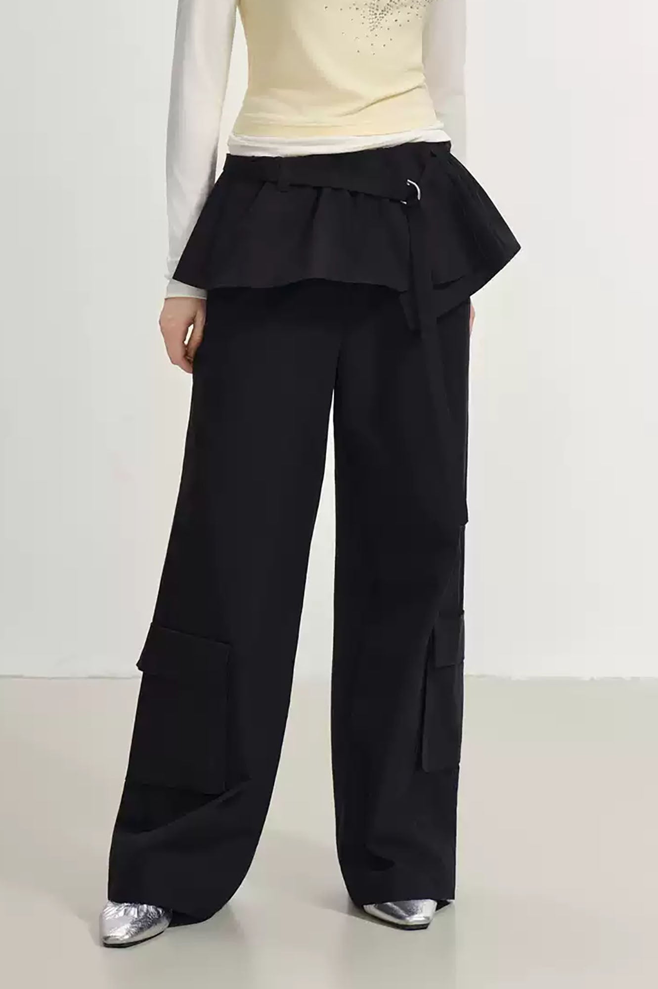 SOFITTE Peplum Layer Cargo Wide-Leg Pants