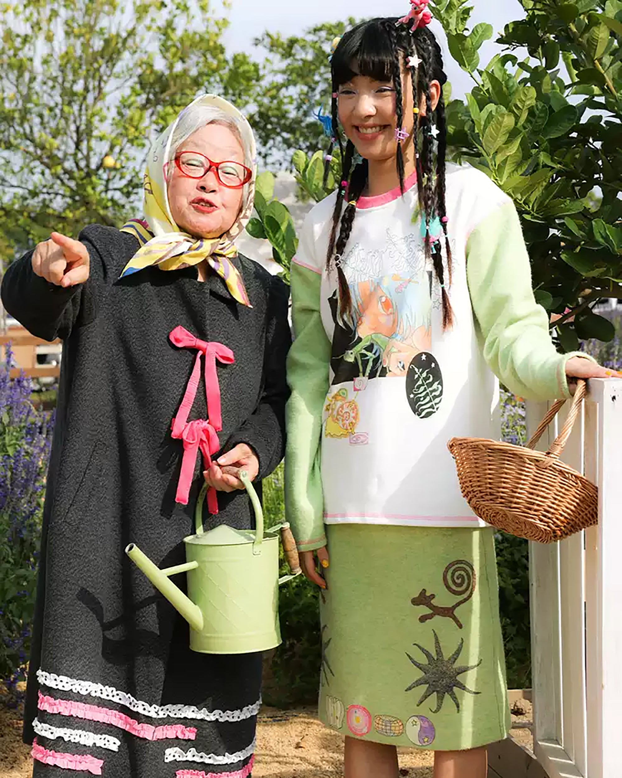 UNSOCIAL NIGHT × OLIWA Illustrated Contrast Sweatshirt