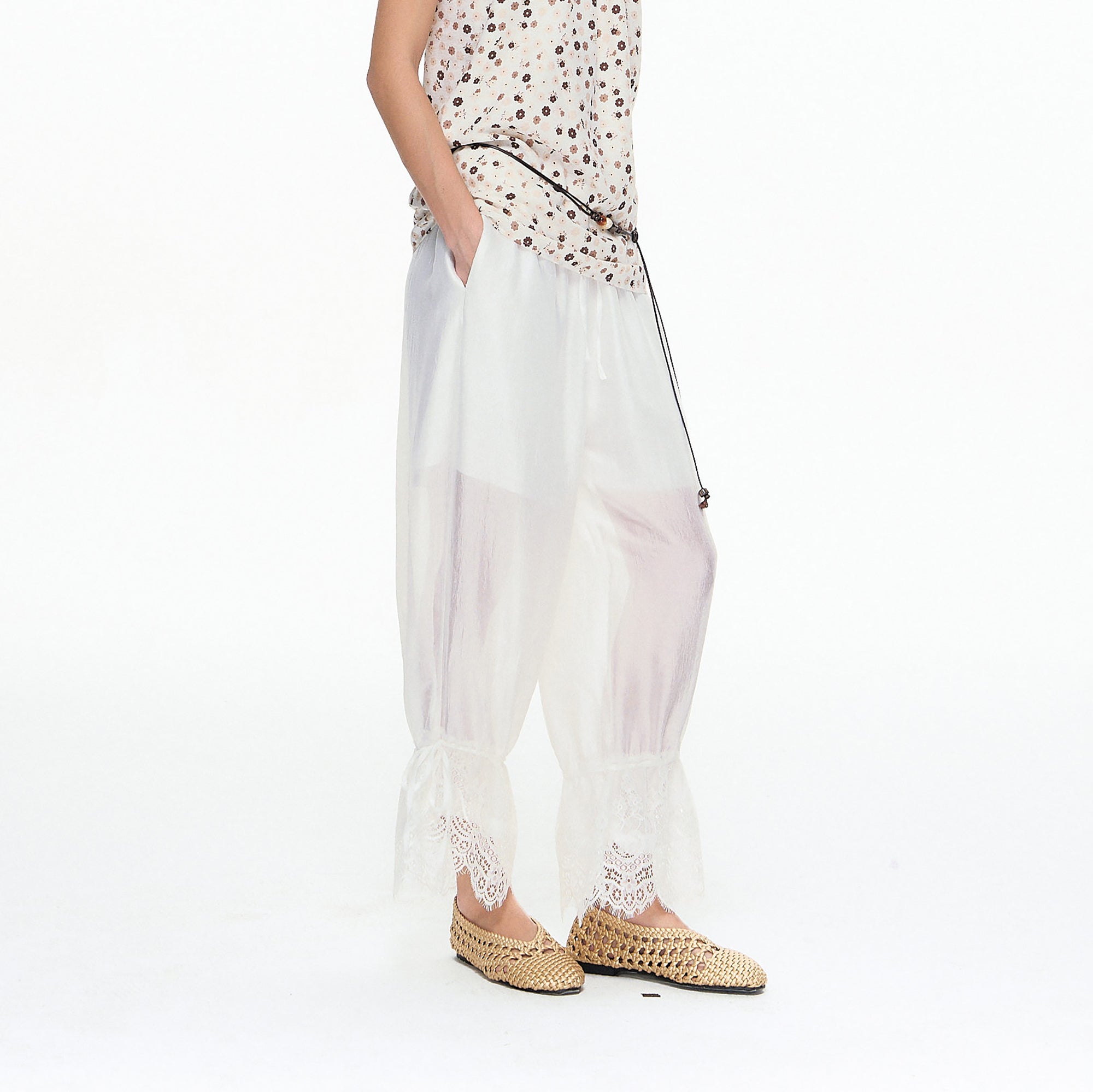 10AMSOTIIIIIIRED Crinkled Sheen Lace Trim Lantern Pants