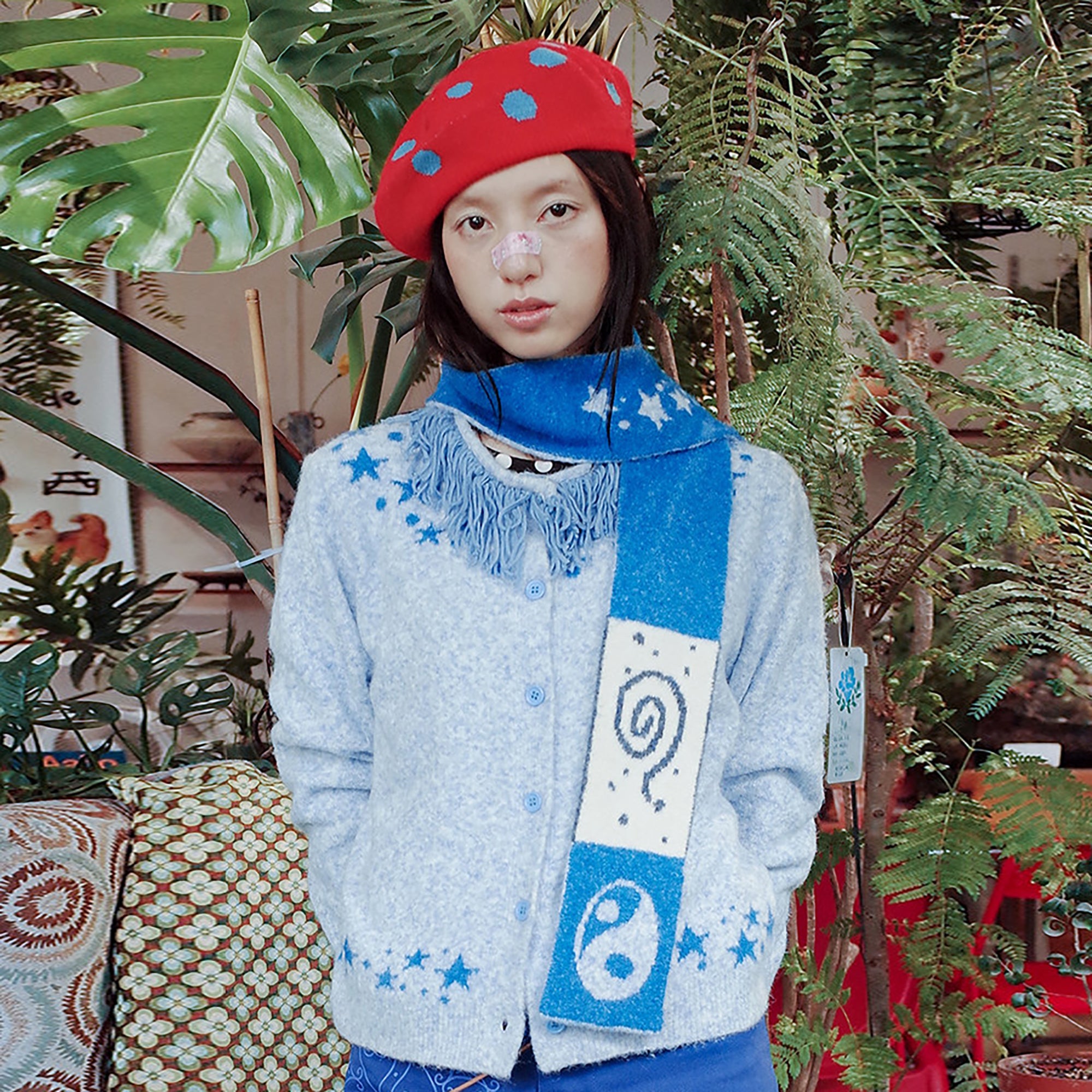 UNSOCIAL NIGHT Star Contrast Knit Scarf