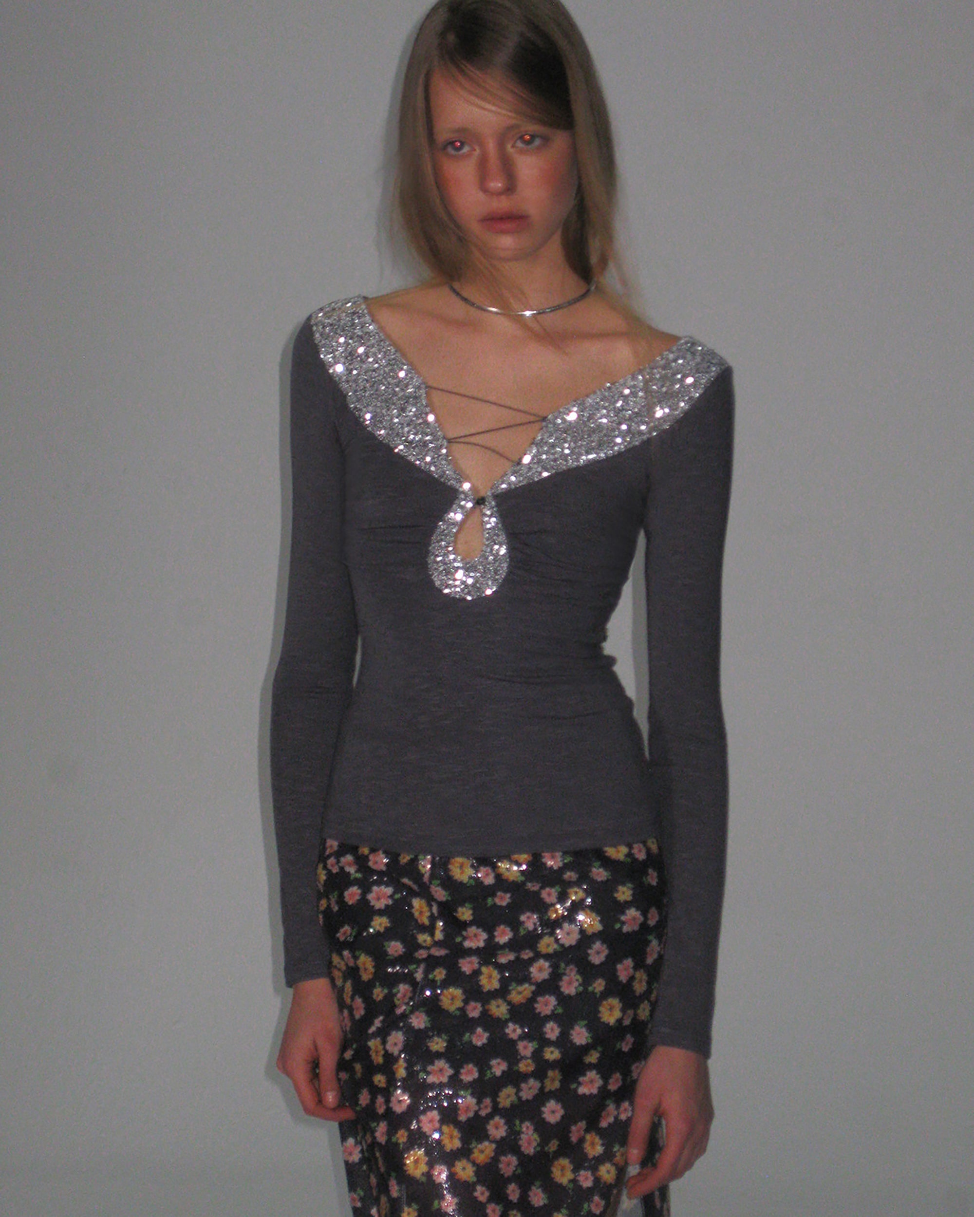 THE NEVERMORE Sequin-Trim Deep V Keyhole Long-Sleeve Top