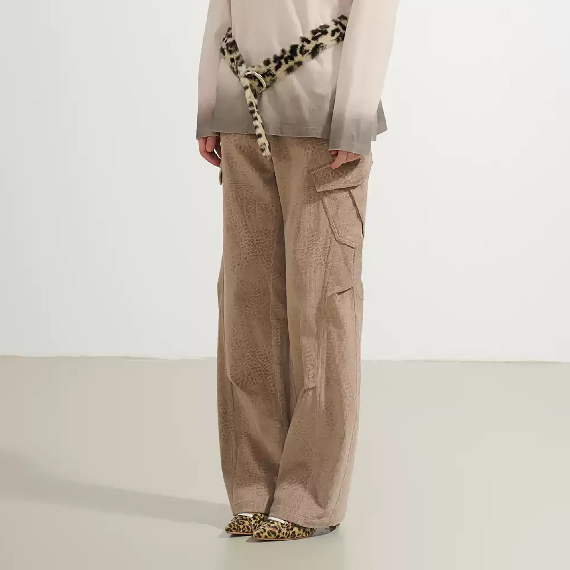 SOFITTE Retro Gradient Leopard Full-Print Pants