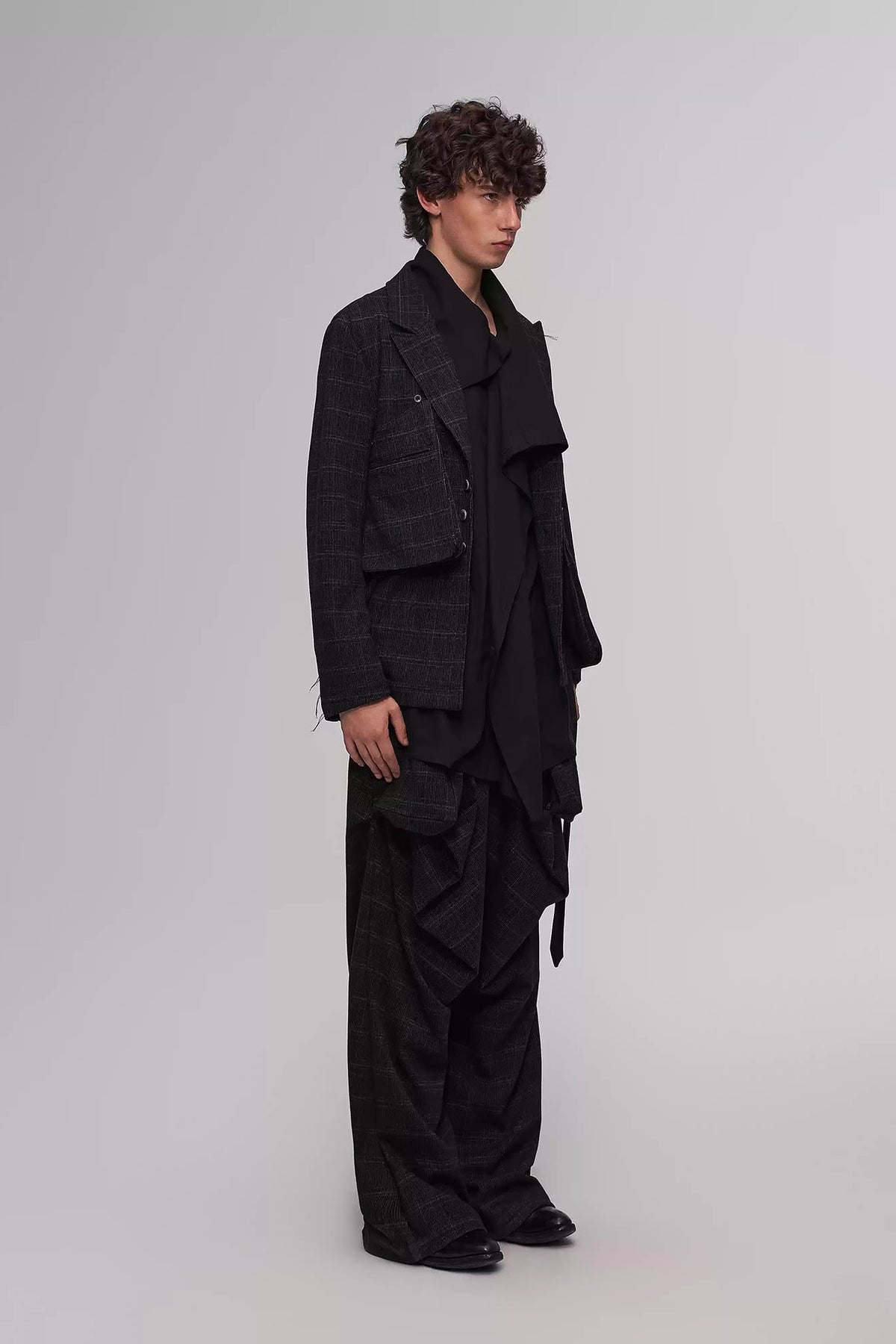 ILNya Nieternite Nifutur Deconstructed Detachable Plaid Blazer