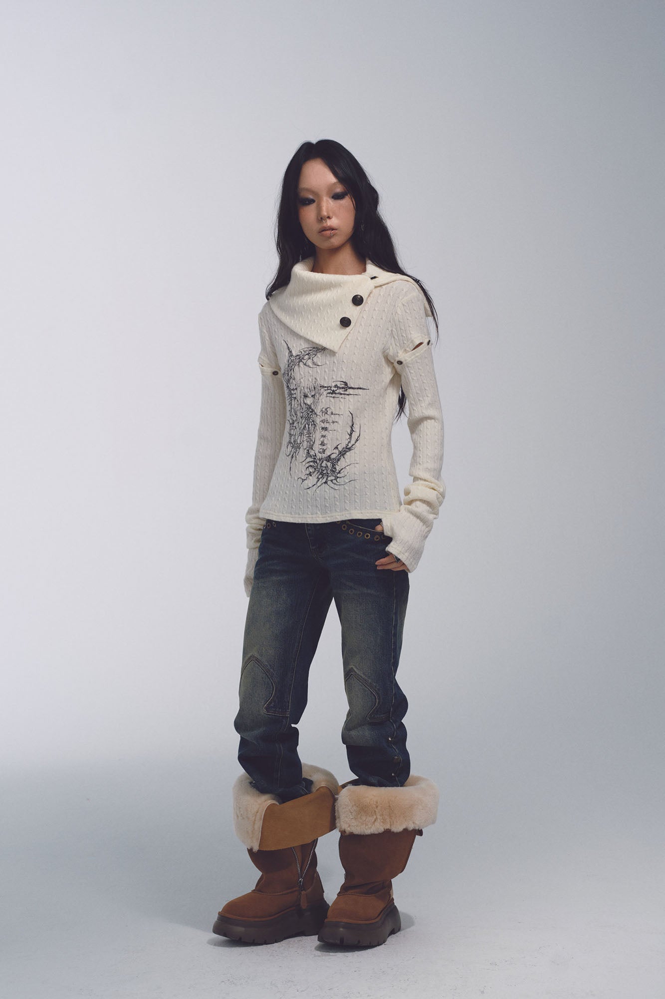 NONAME SPACE Deconstructed Funnel-Neck Cable Knit Sweater