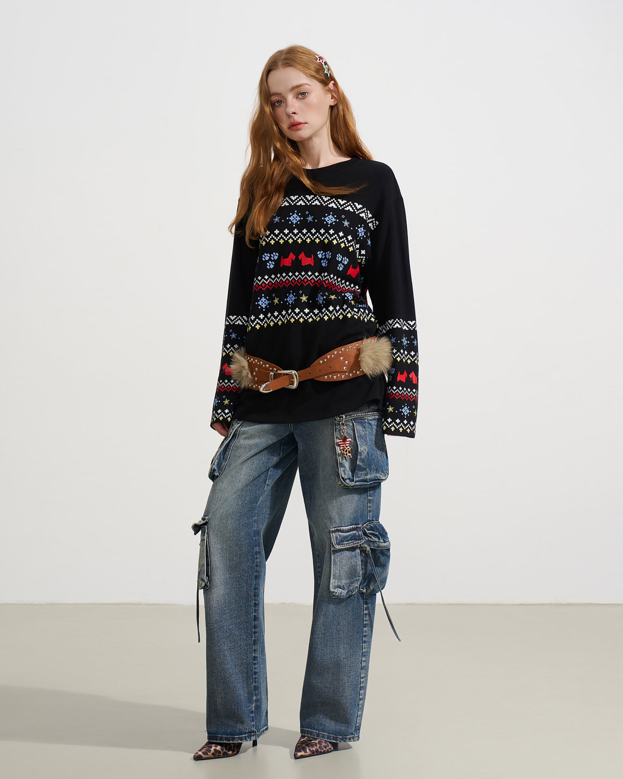 SOFITTE Multi-Pocket Star Pendant Relaxed Jeans