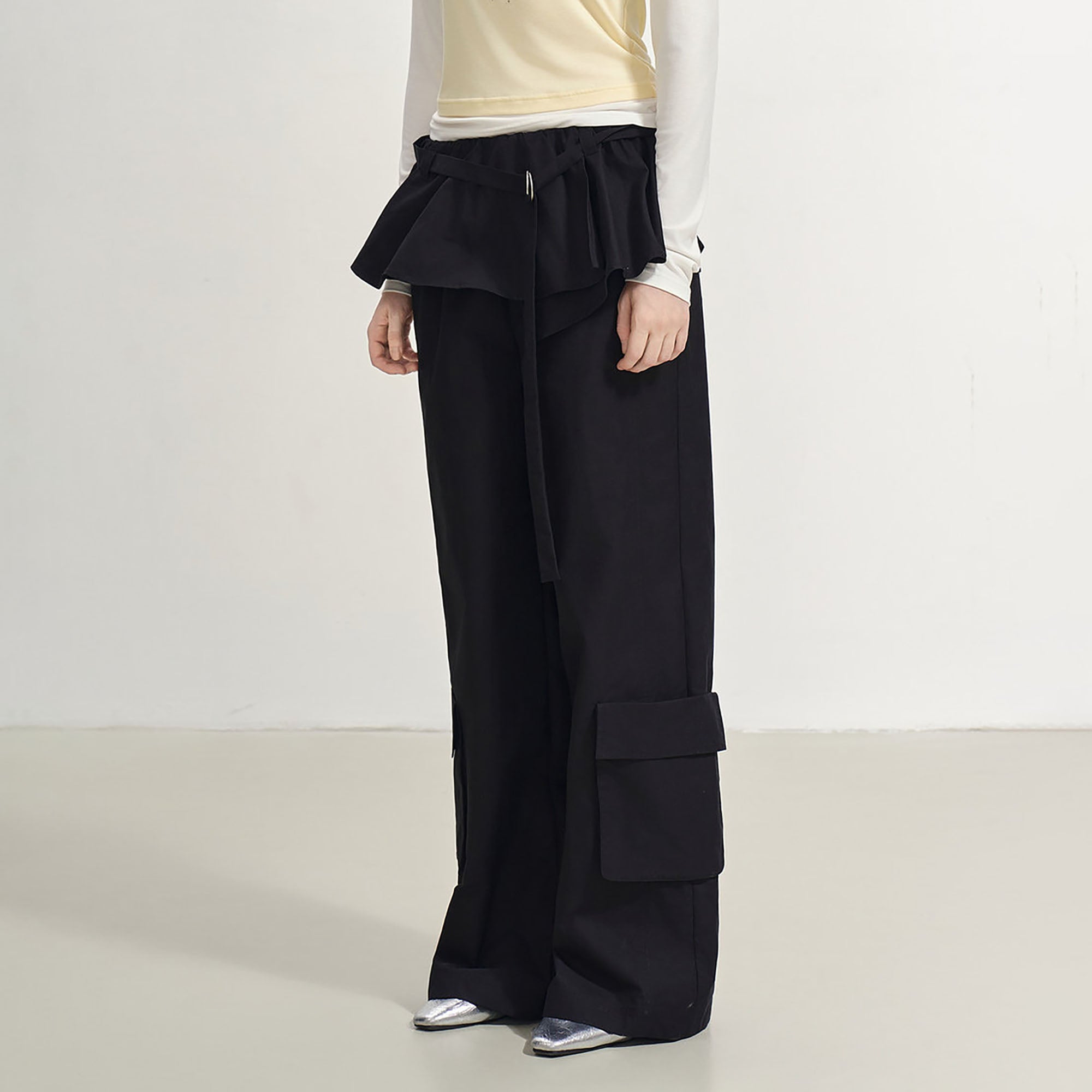 SOFITTE Peplum Layer Cargo Wide-Leg Pants