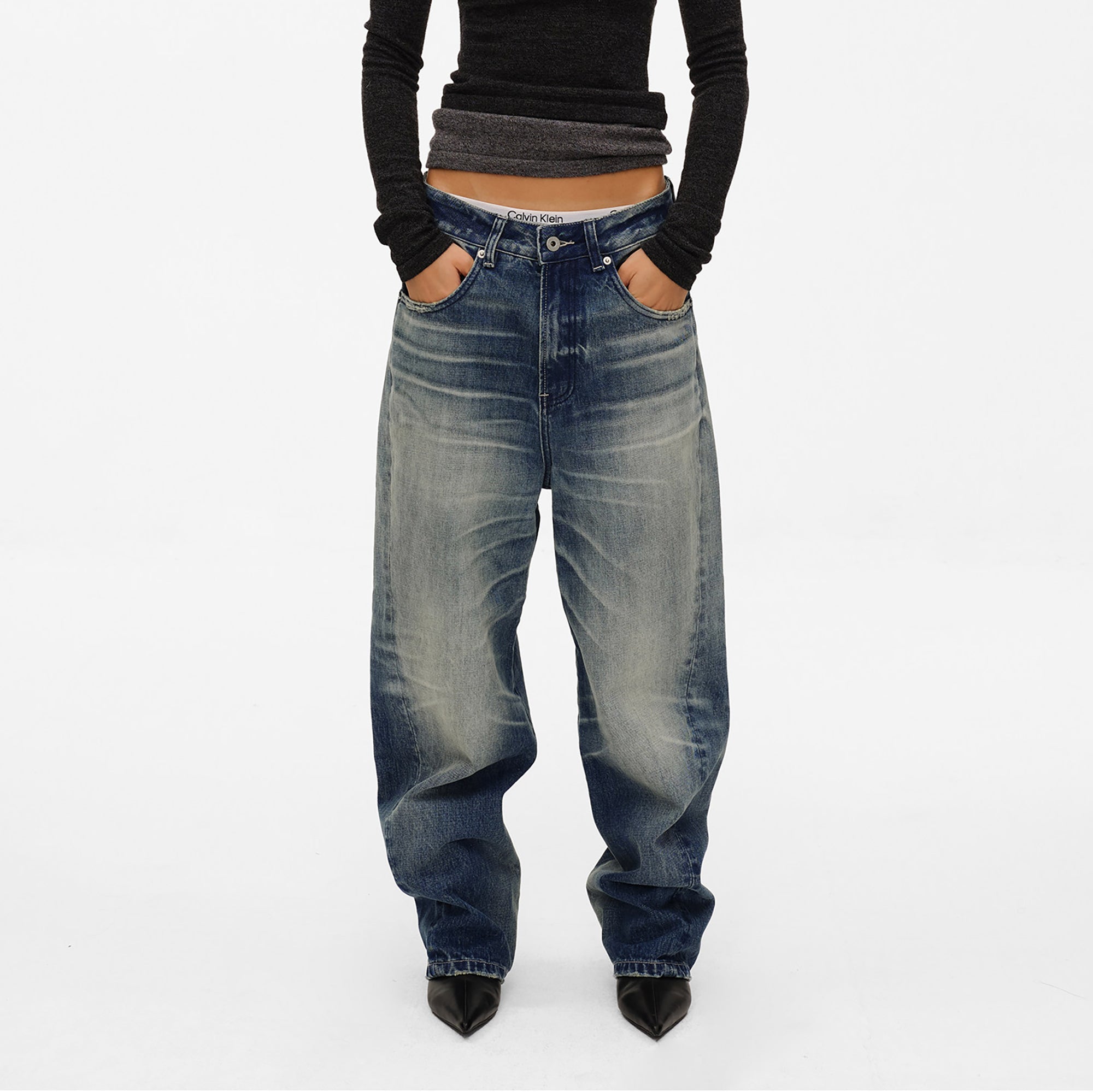 COMMAND N Washed Double Whisker Low-Rise Straight Jeans