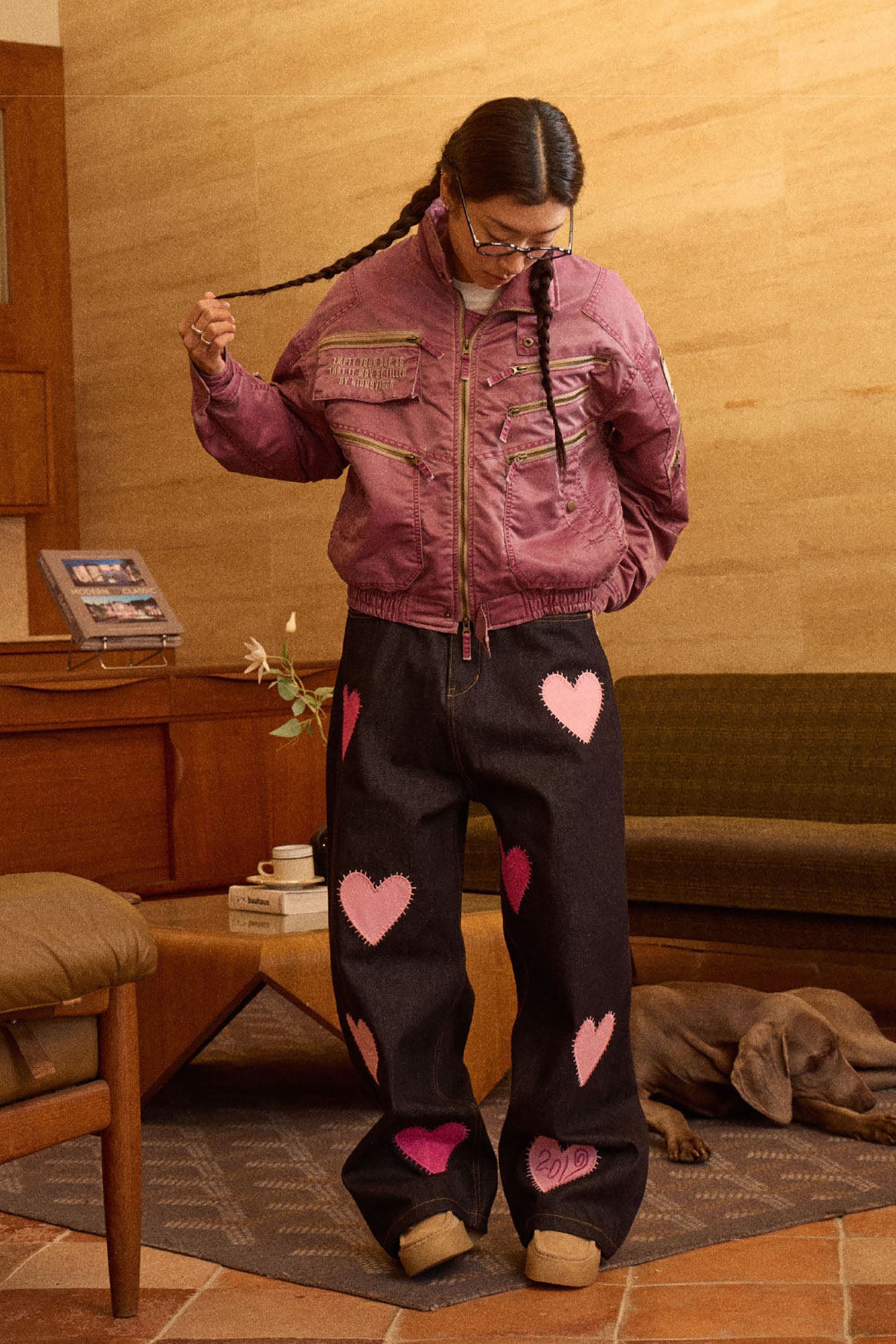 NIANJIUYIKOUER Contrast Heart Patch Jeans