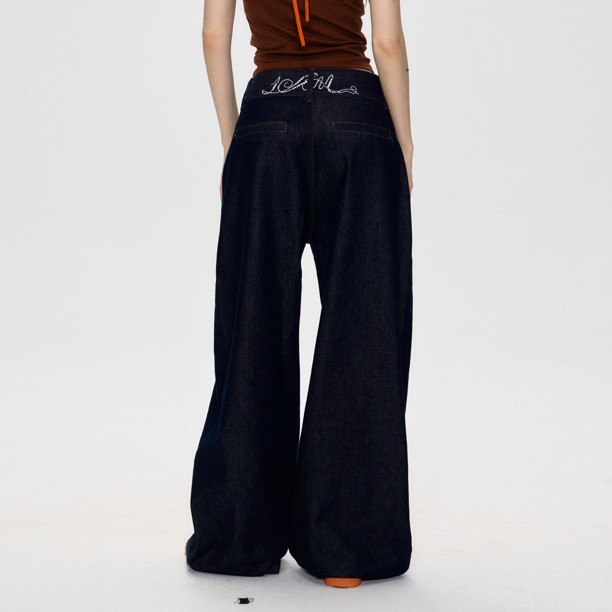 10AMSOTIIIIIIRED Wave Diamond Curved Wide-Leg Jeans