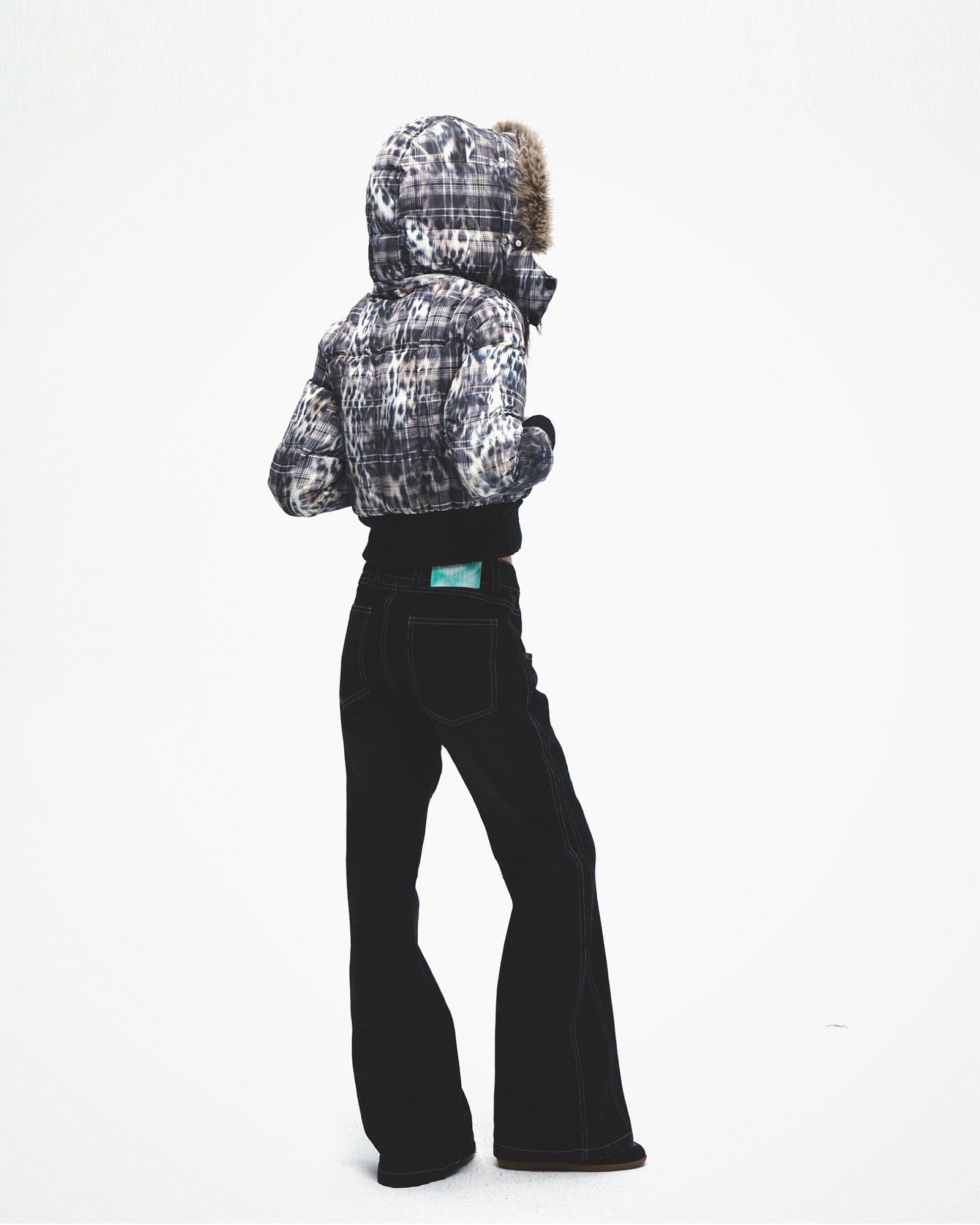 FAYCHUI Asymmetrical Button Fly Bootcut Jeans