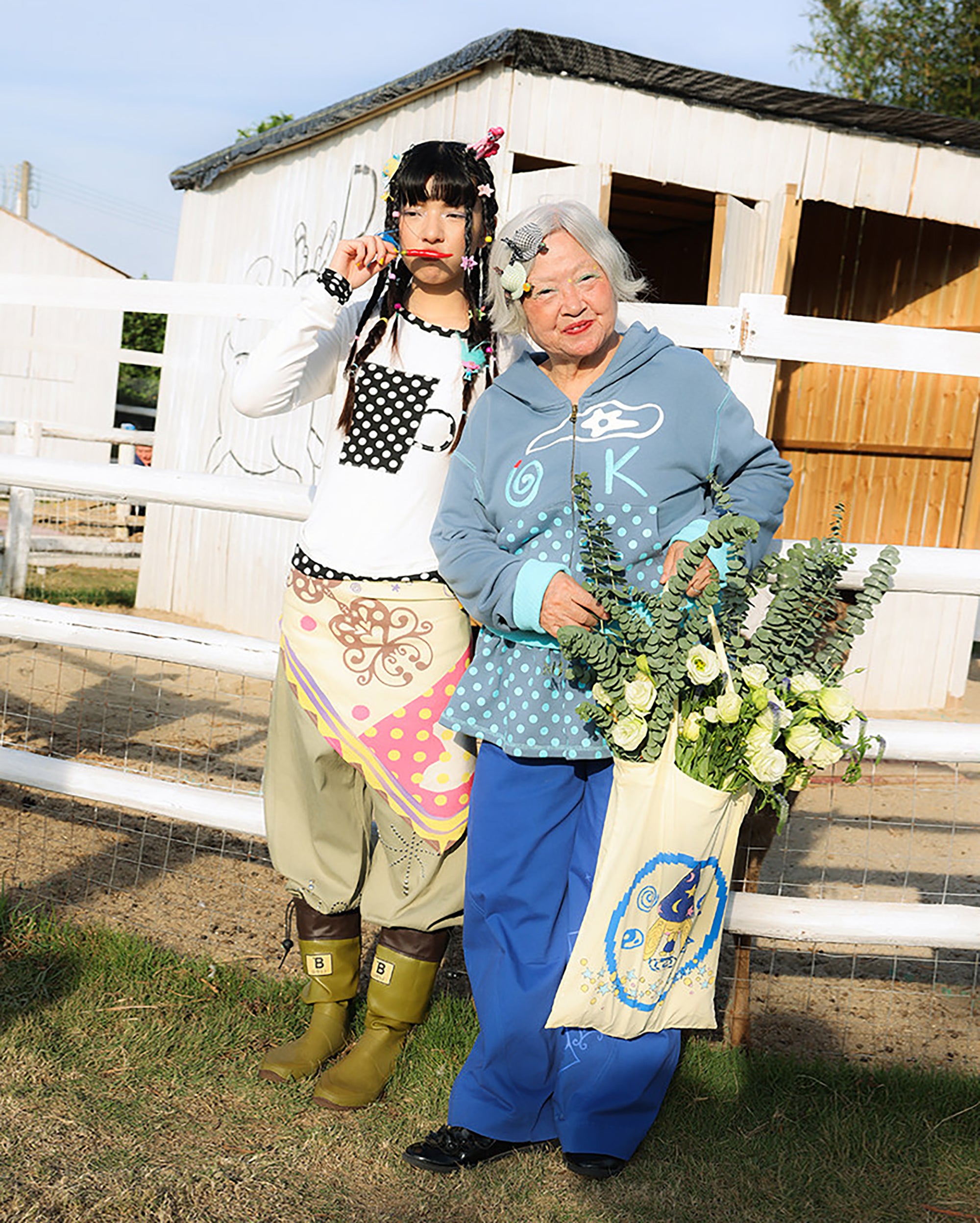 UNSOCIAL NIGHT Modern Graphic Barrel Pants Klein-Blue