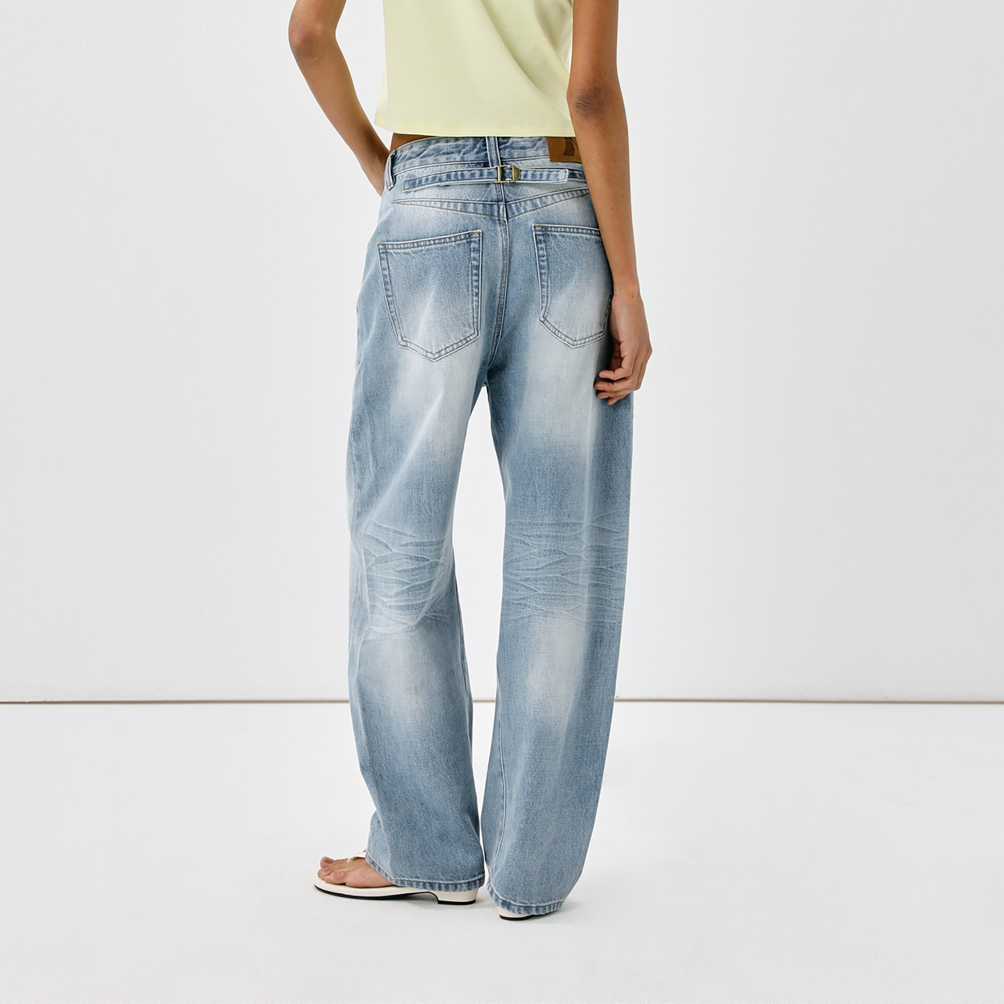 COMMAND N Light Wash Paris-Buckle Tapered Jeans