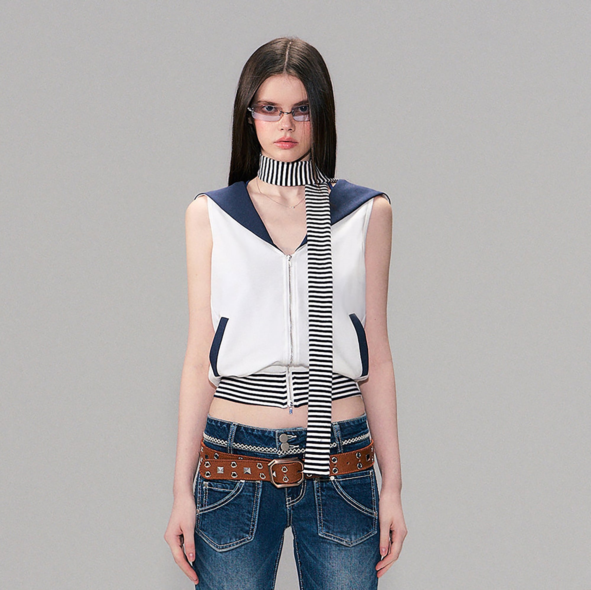 THE NEVERMORE Contrast Striped Sailor-Collar Sleeveless Top