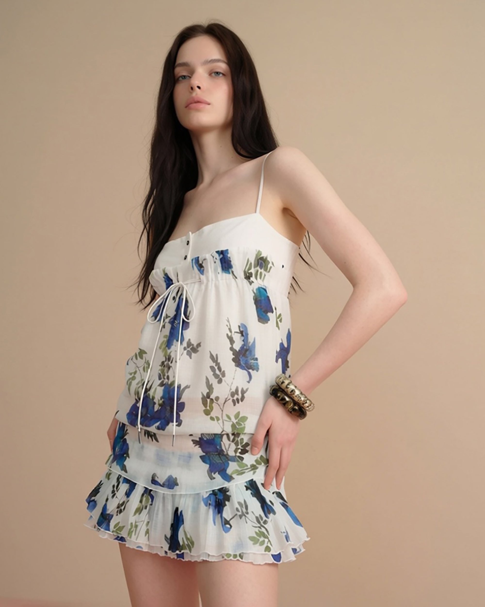THE NEVERMORE Floral-Print Cami Top And Ruffle Mini Skirt Set