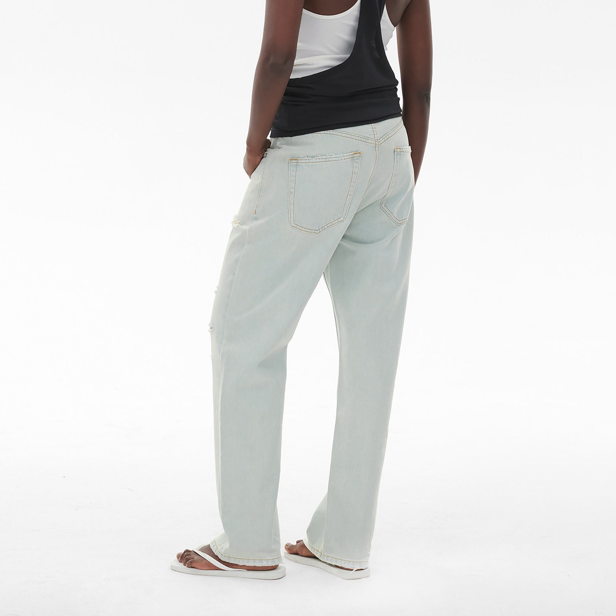 COMMAND N Light Wash Distressed Straight-Leg Jeans