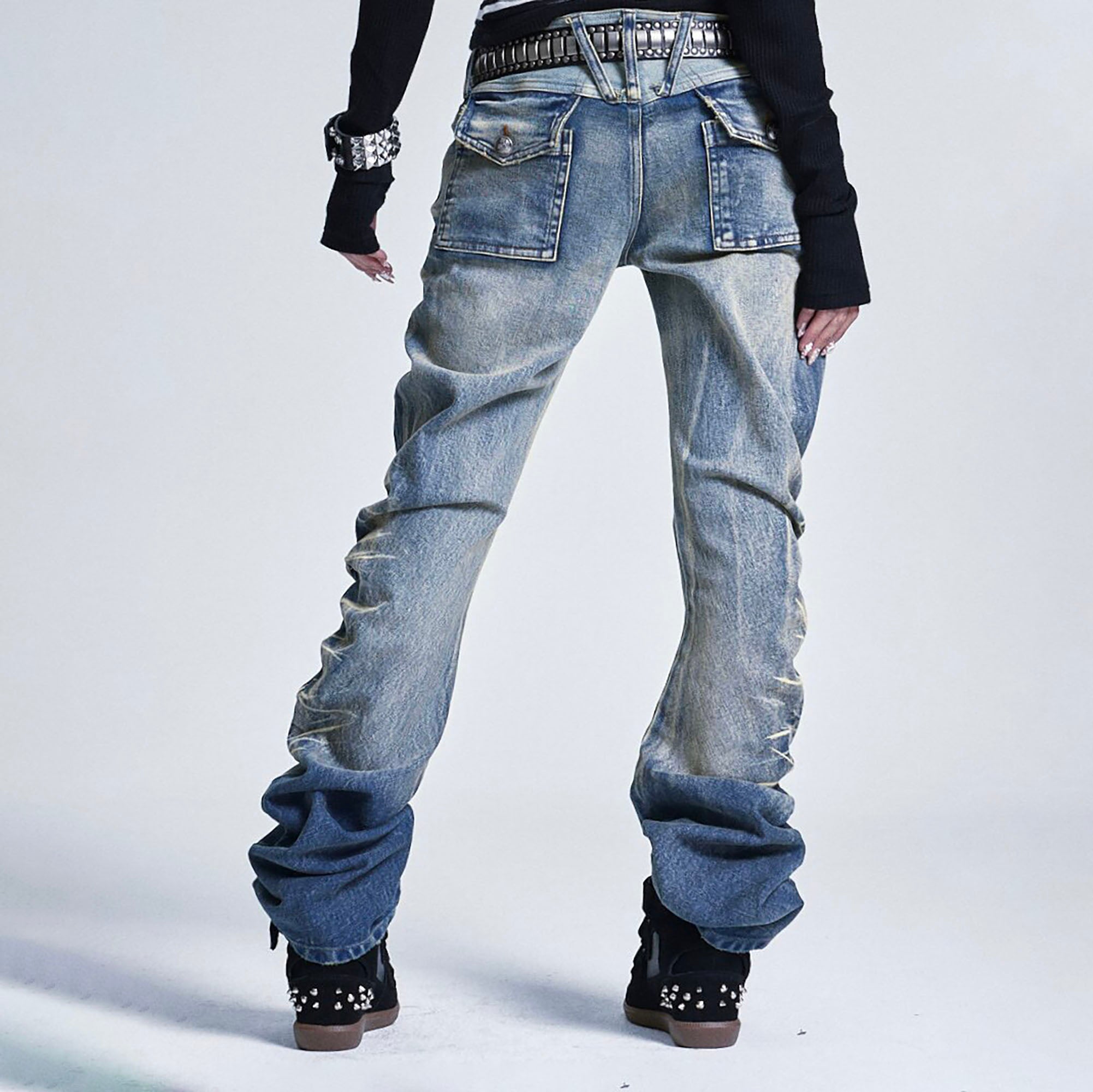 NONAME SPACE Washed Studded Curved Stacked Jeans