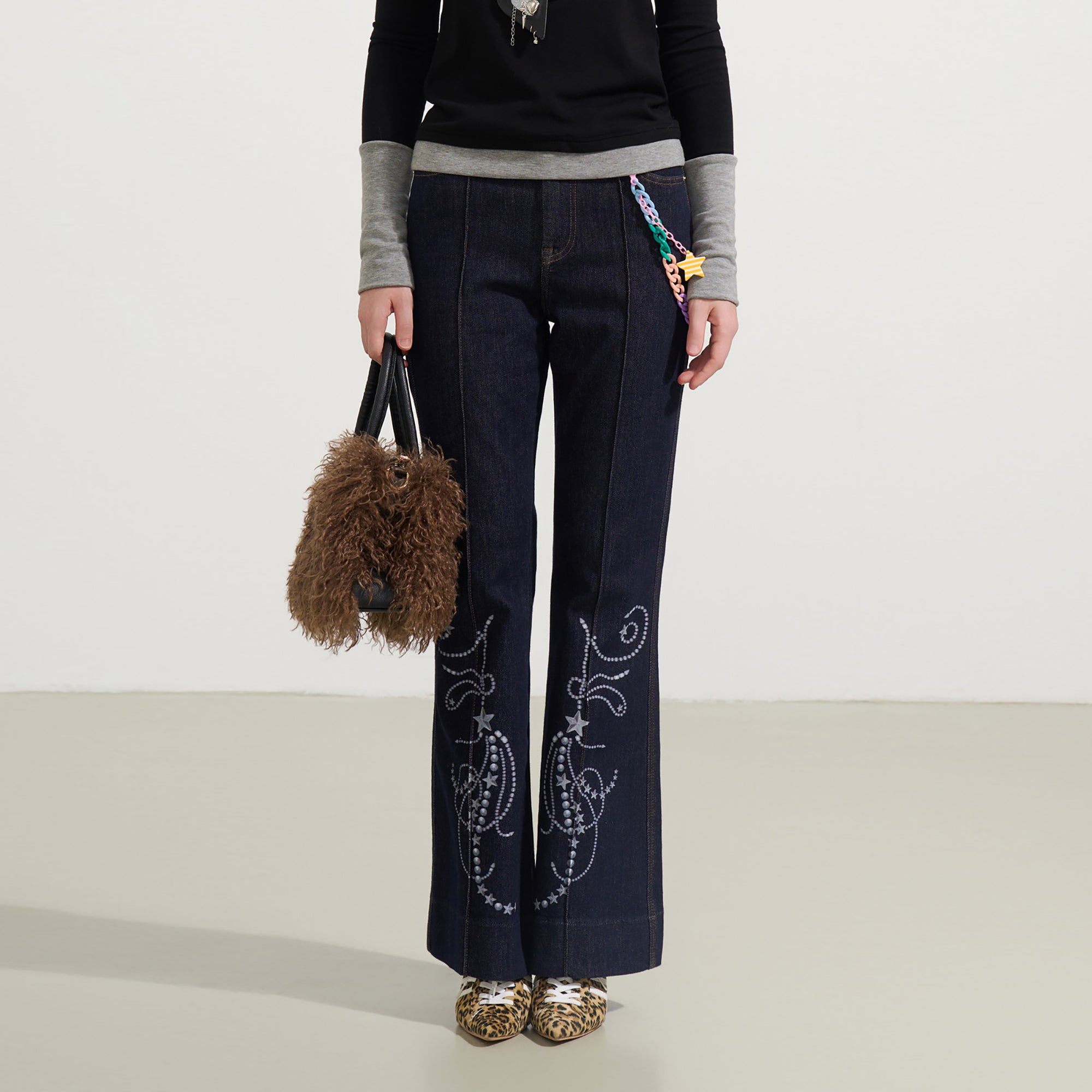 SOFITTE Retro Star Embellished Graphics Flared Jeans