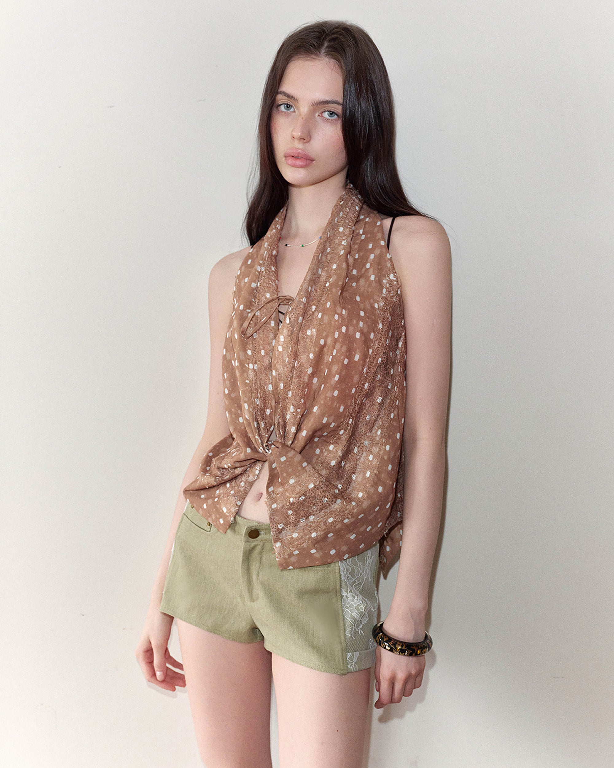 THE NEVERMORE Lace-Spliced Fitted Shorts