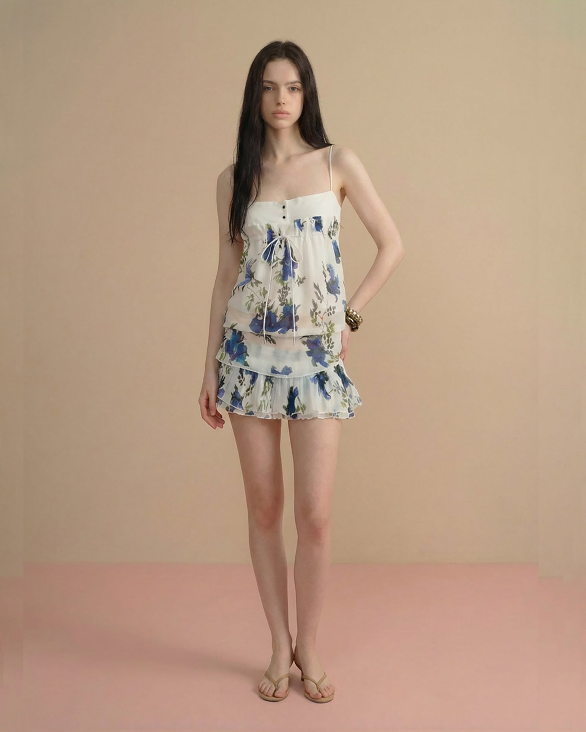 THE NEVERMORE Floral-Print Cami Top And Ruffle Mini Skirt Set