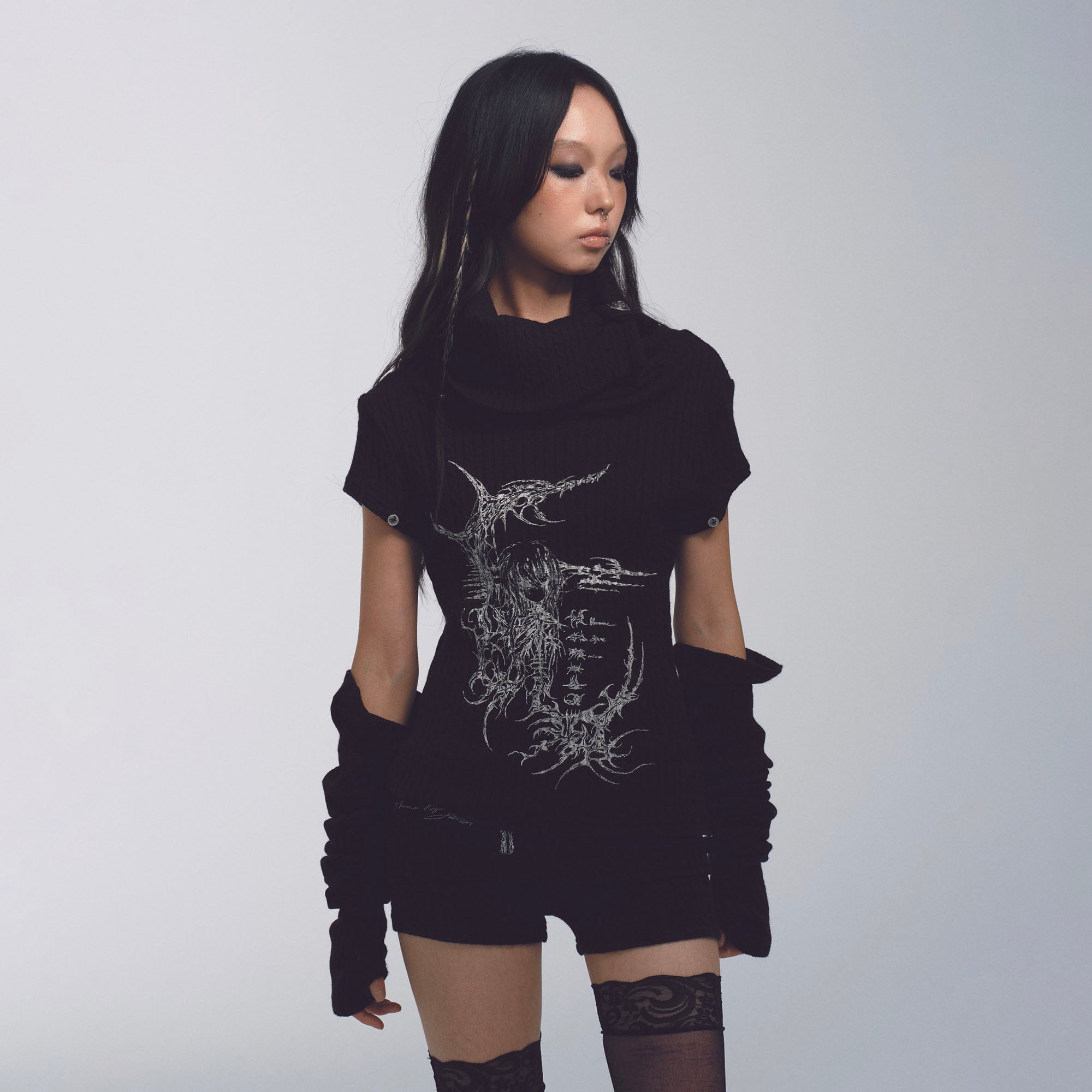 NONAME SPACE Deconstructed Funnel-Neck Cable Knit Sweater
