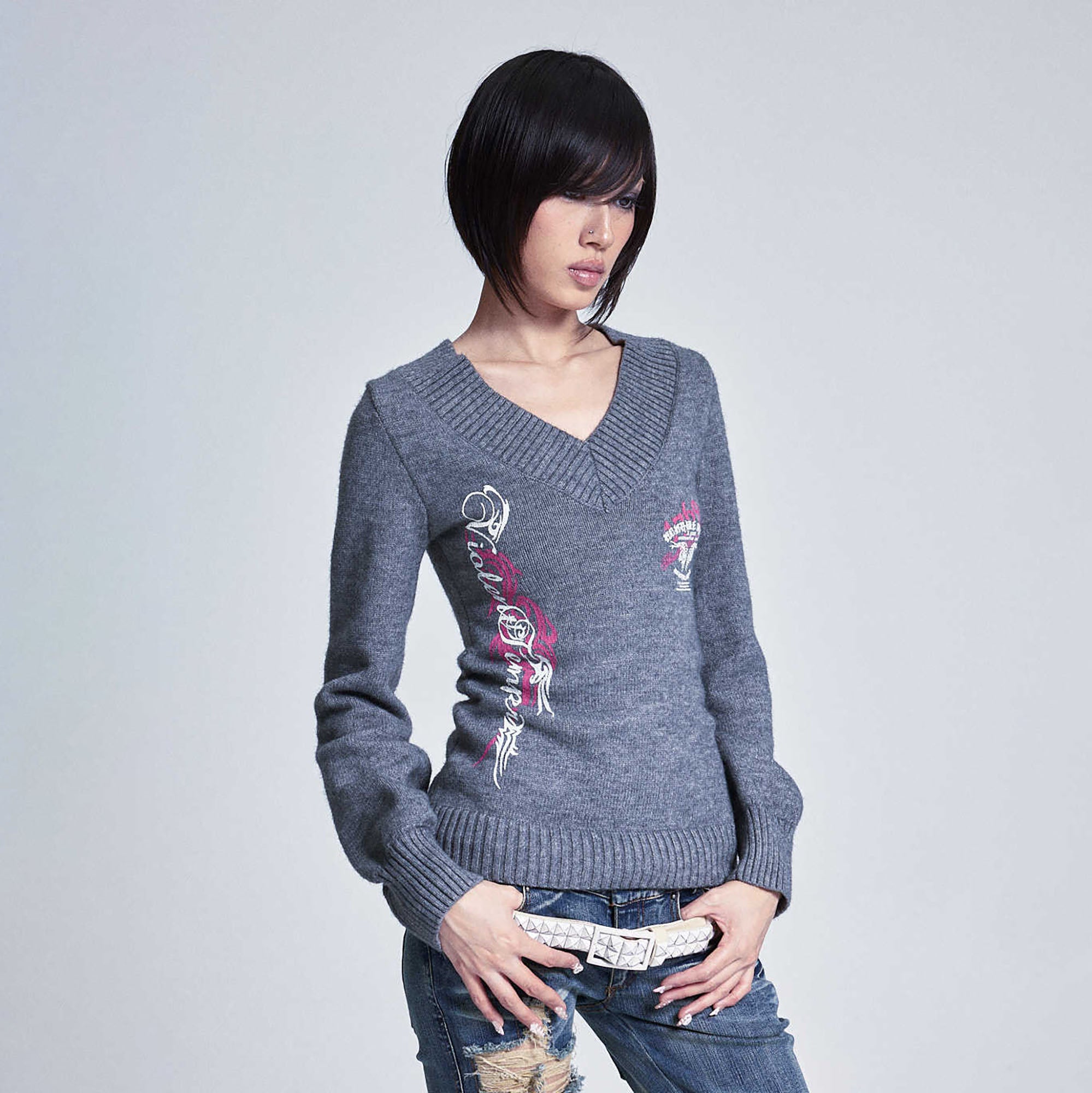 NONAME SPACE Retro Printed V-Neck Bishop Sleeve Sweater