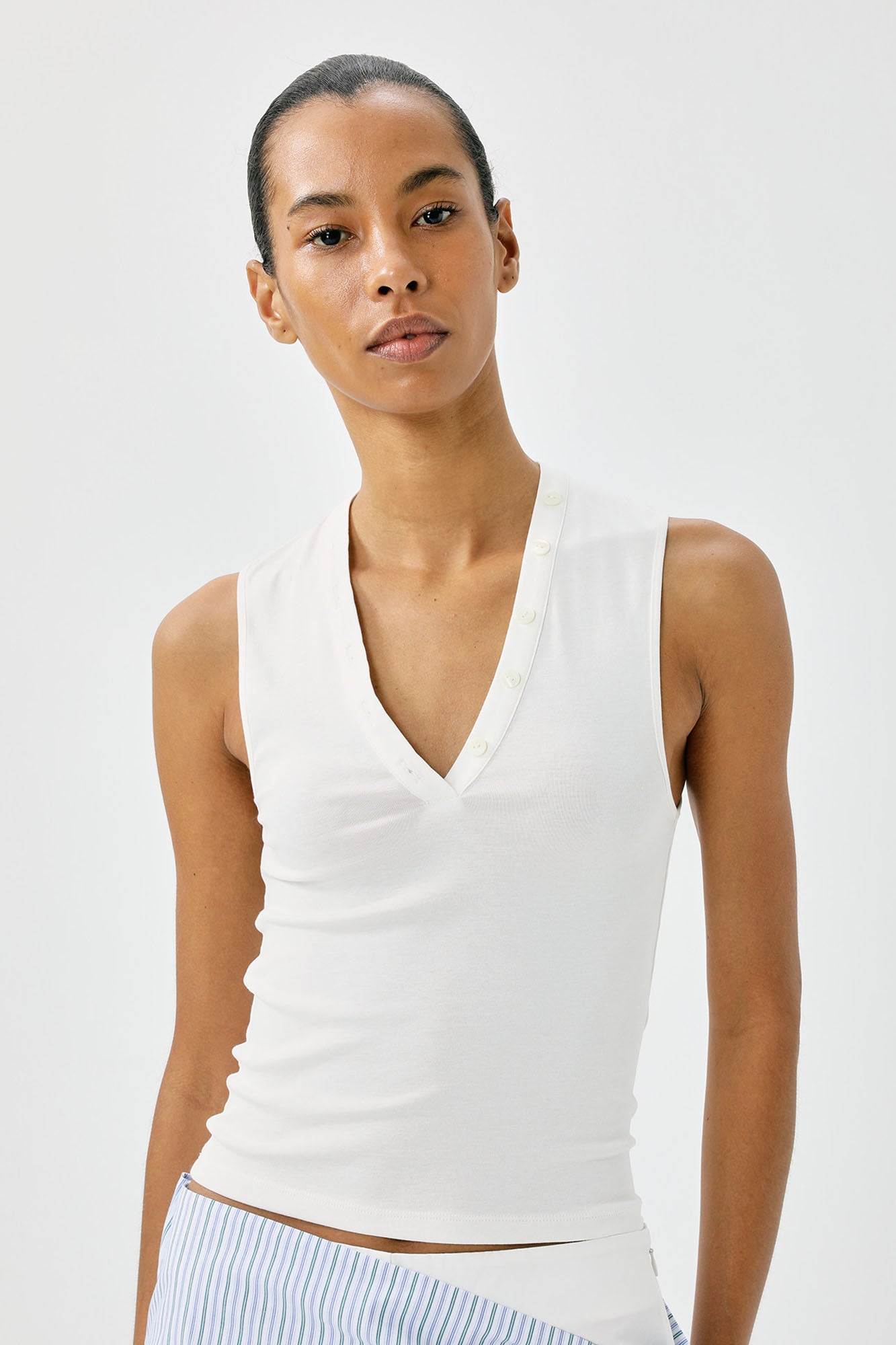 COMMAND N Essential V-Neck Tencel-Cotton Tank Top