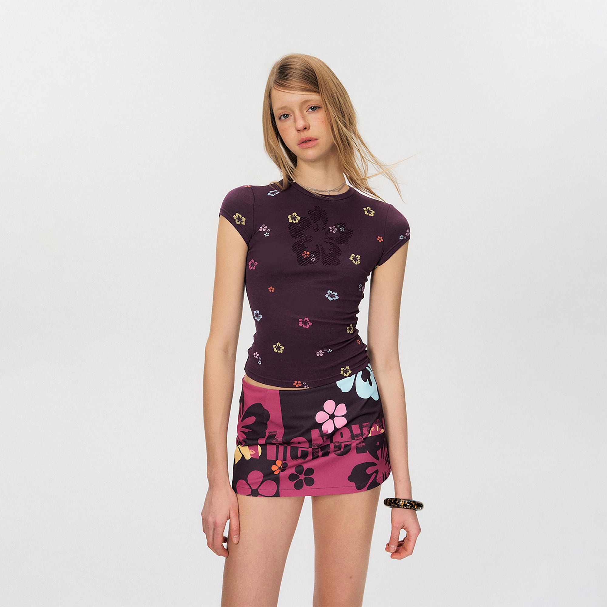 THE NEVERMORE Diamond Floral Graphics Slim Fit Tee