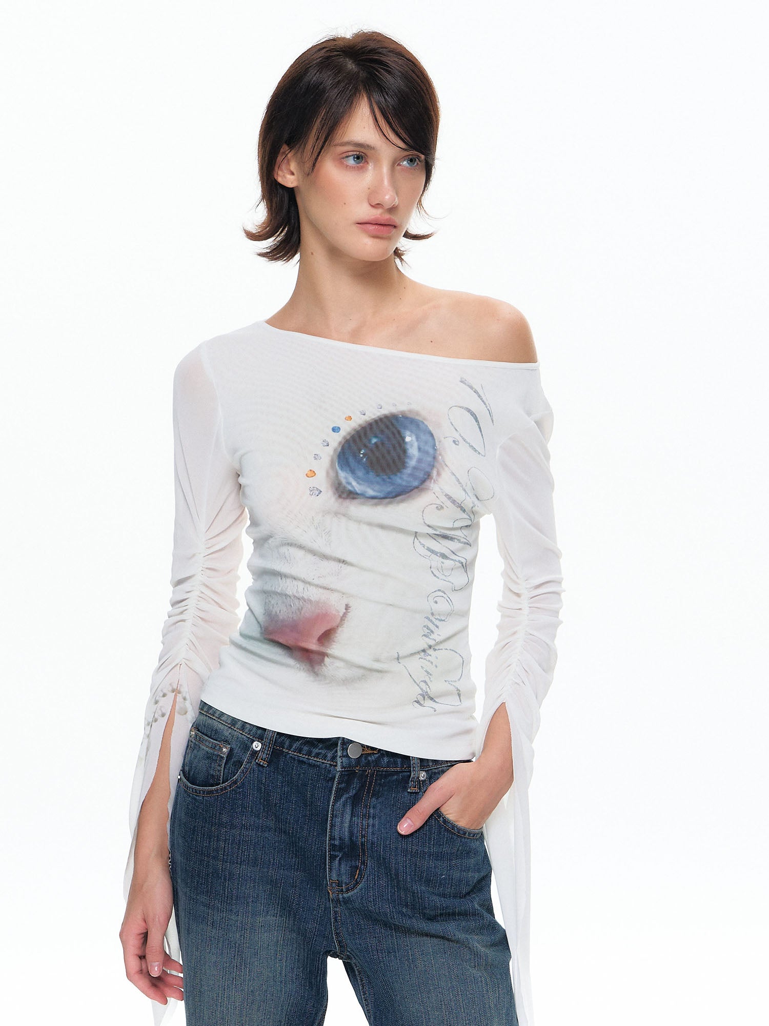 10AMSOTIIIIIIRED Asymmetrical Kitty Full-Printed Long-Sleeve Top