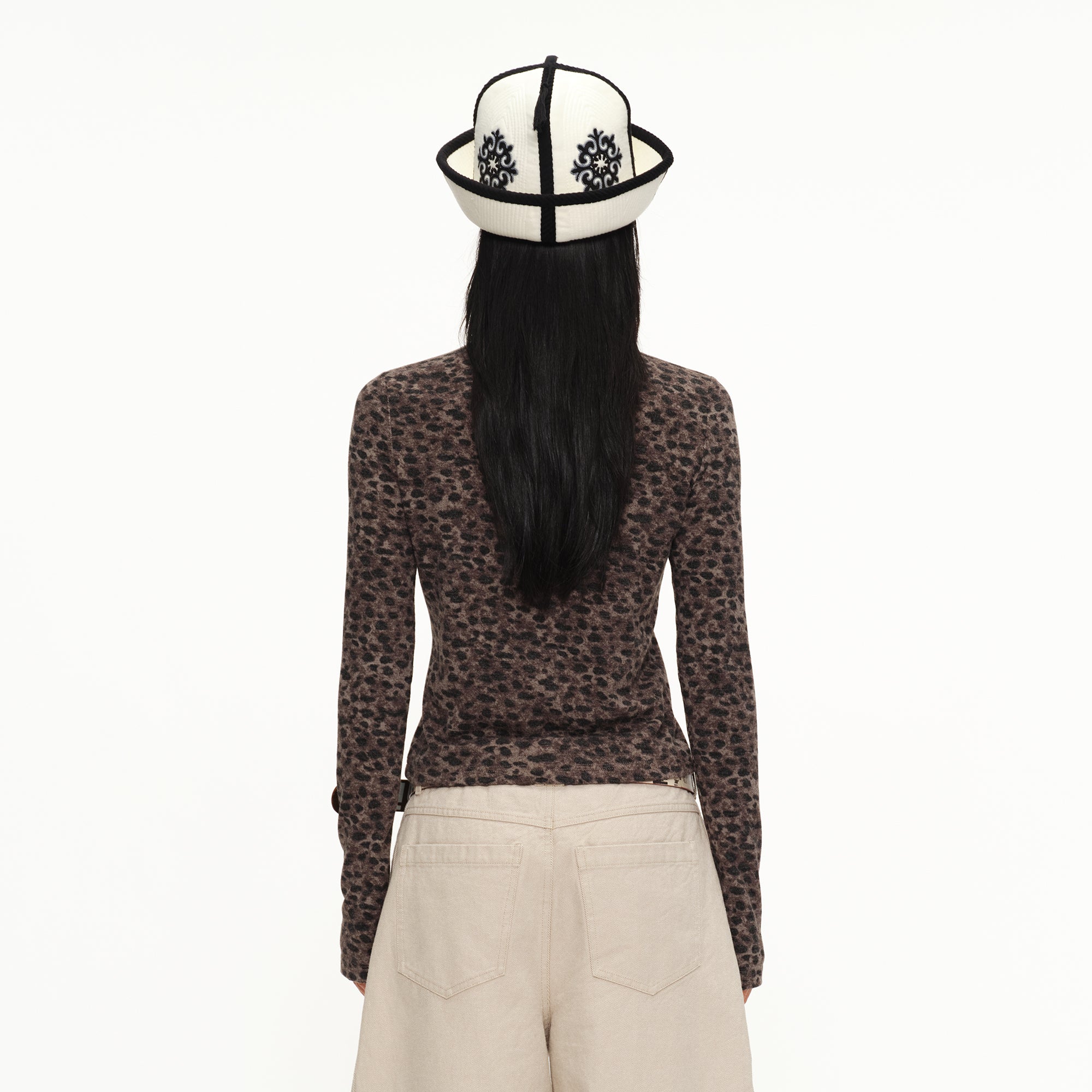OINIMI Leopard Full-Print Knit Dual-Zip Top