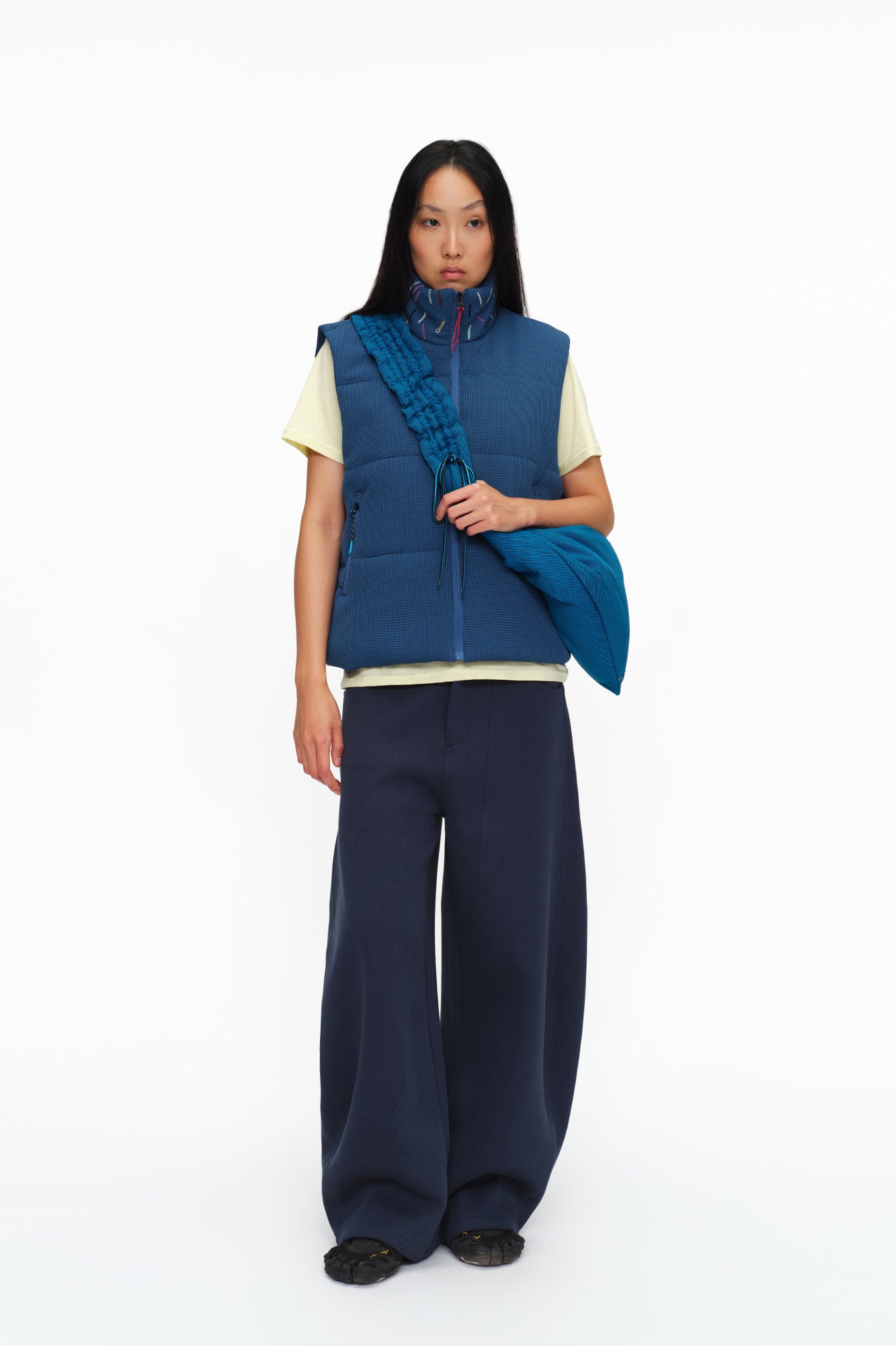 OINIMI Essential Barrel-Leg Pants