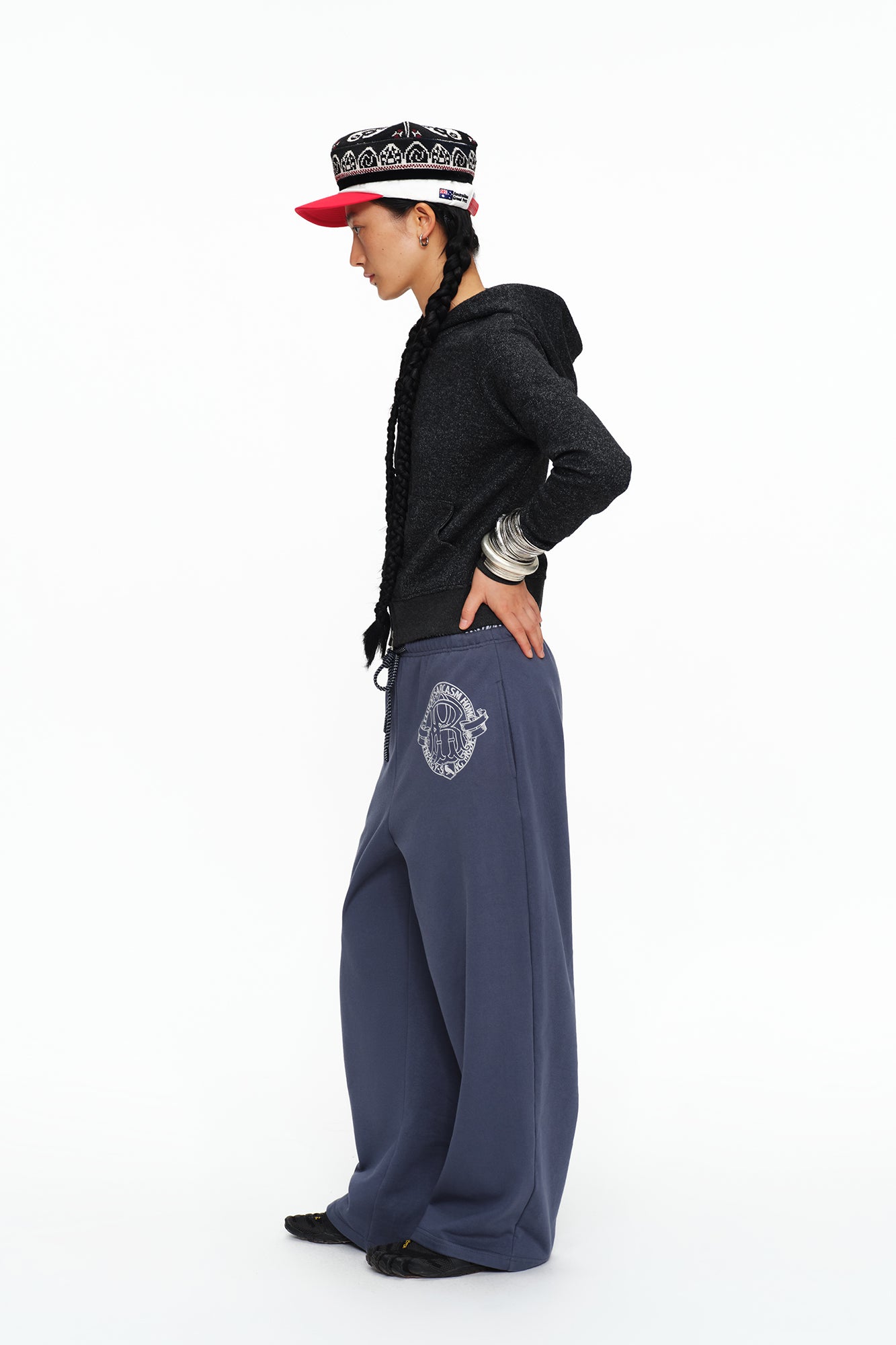 OINIMI Graphic Drawstring Wide-Leg Sweatpants