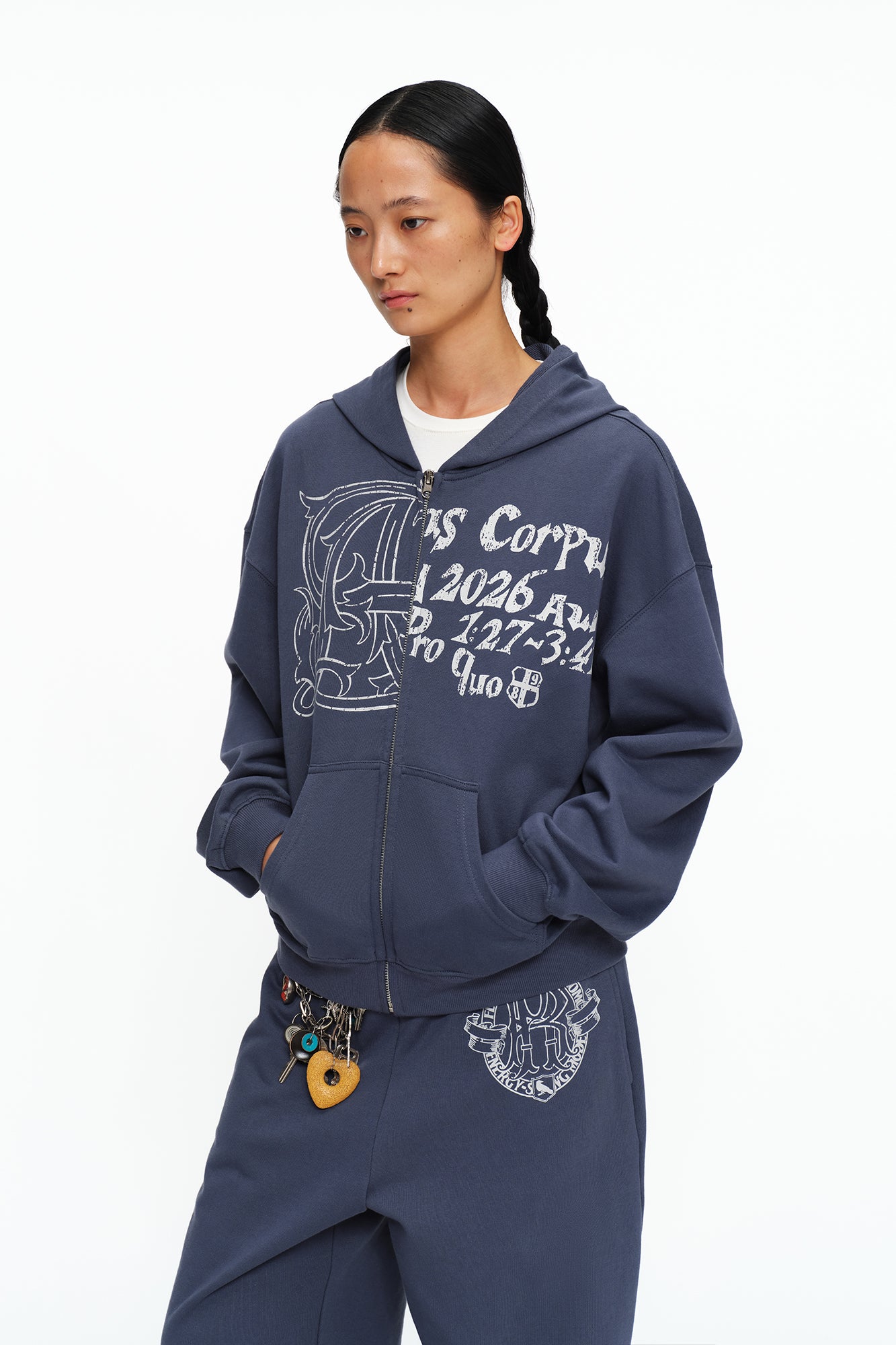 OINIMI Faded Graphic Zip-Up Hoodie