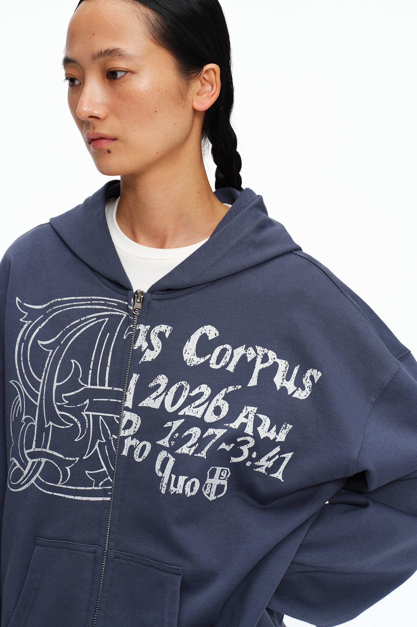 OINIMI Faded Graphic Zip-Up Hoodie